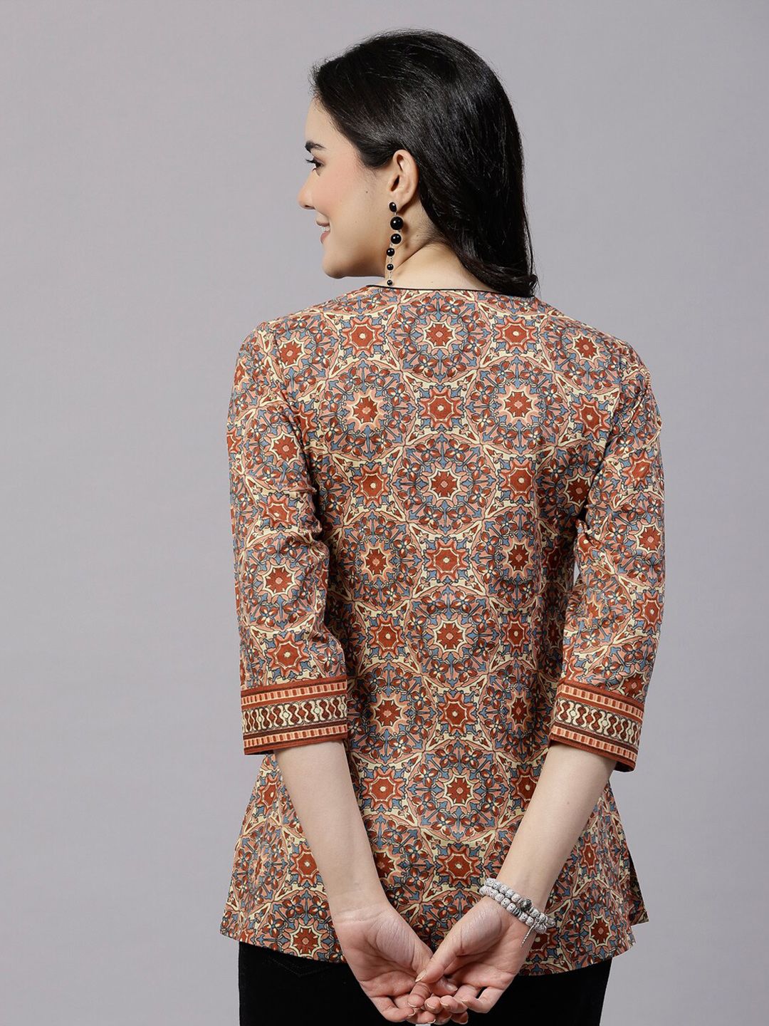 Color_Brown
