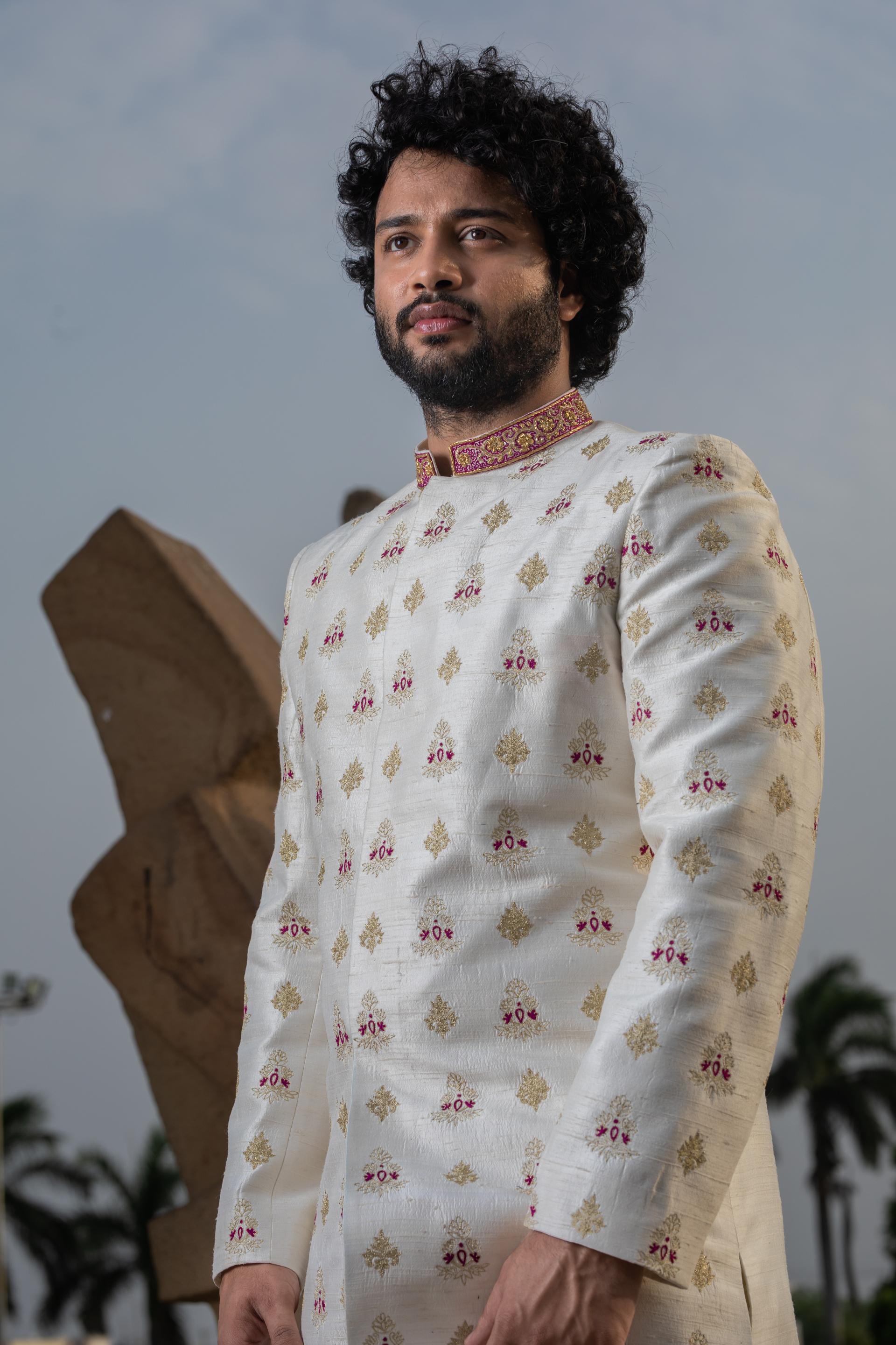 Men's Irenic White Sherwani Set - Hilo Design