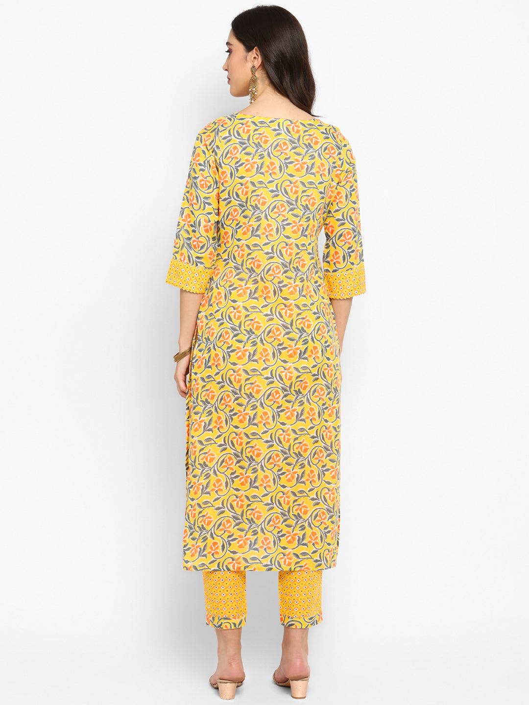 Color_YELLOW