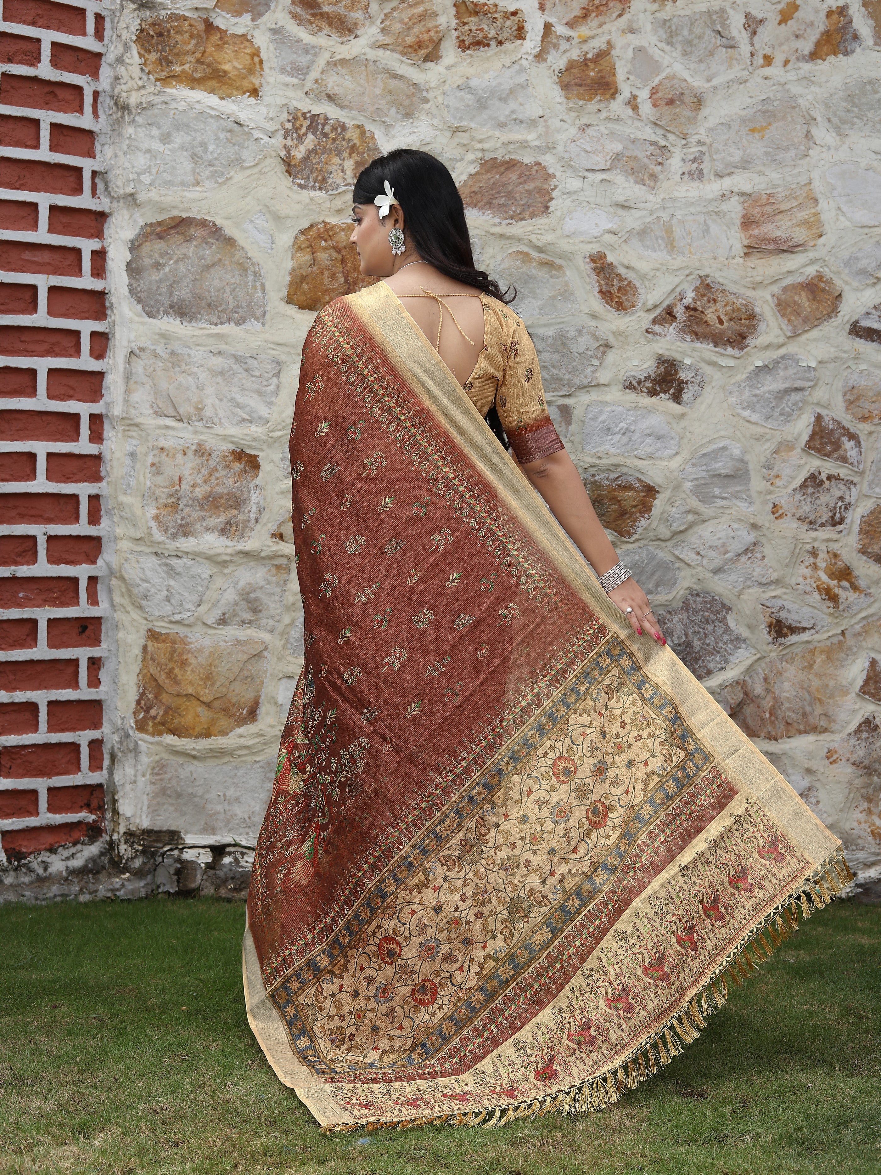 Color_BROWN