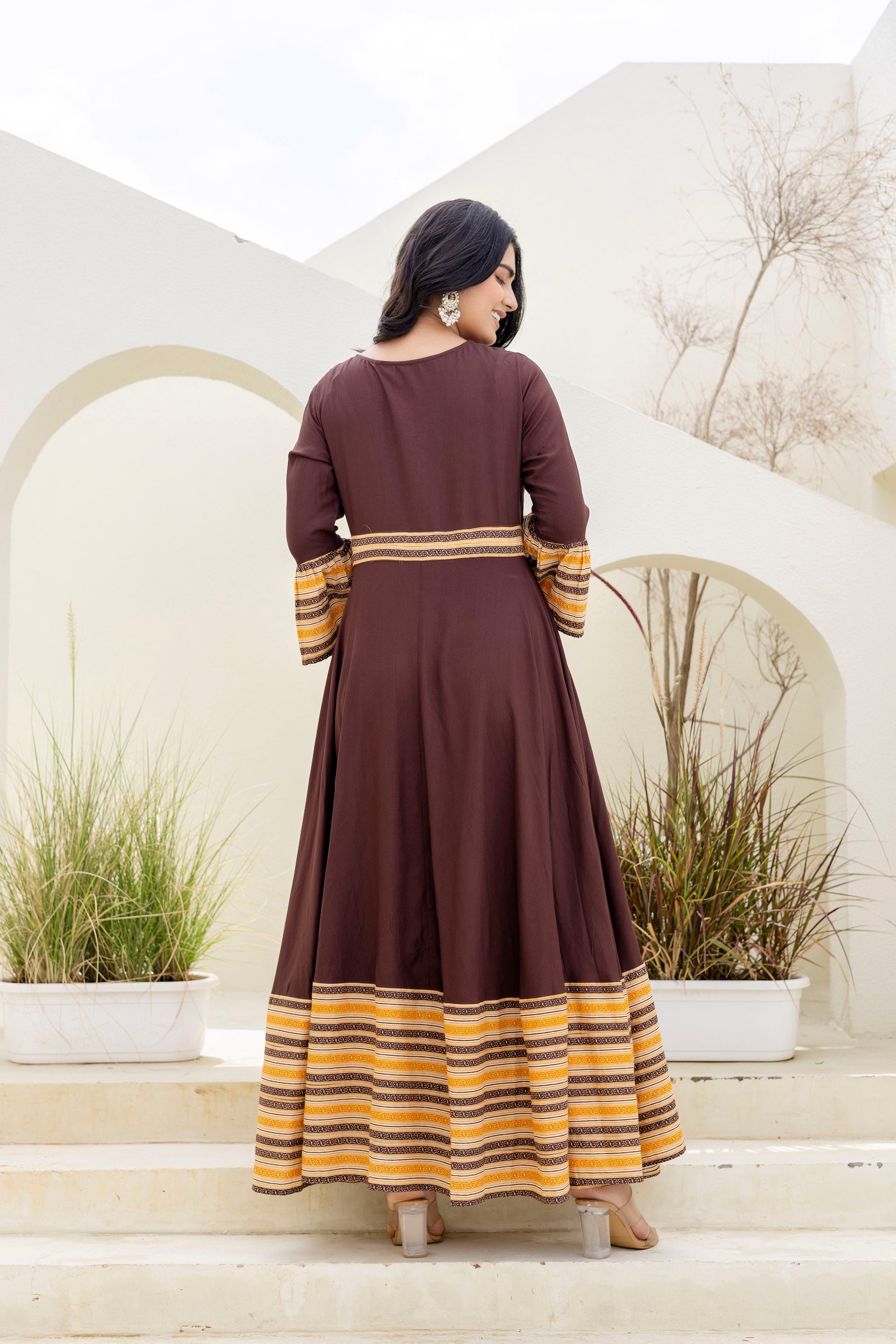 Color_Brown
