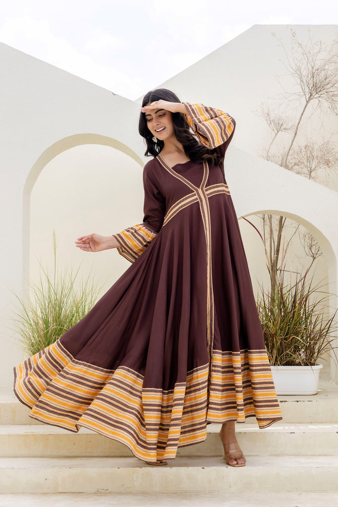 Color_Brown