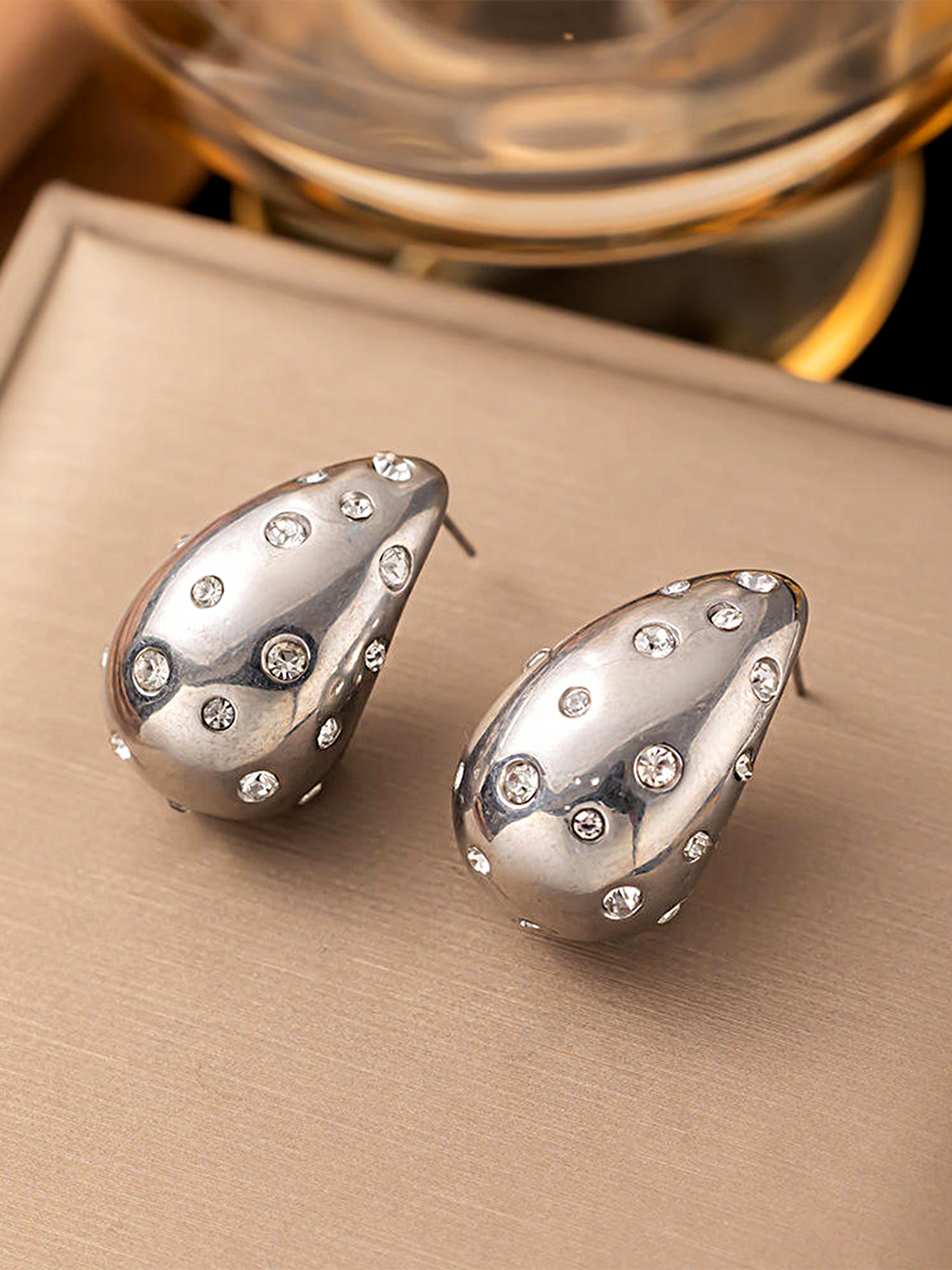 Color_Silver