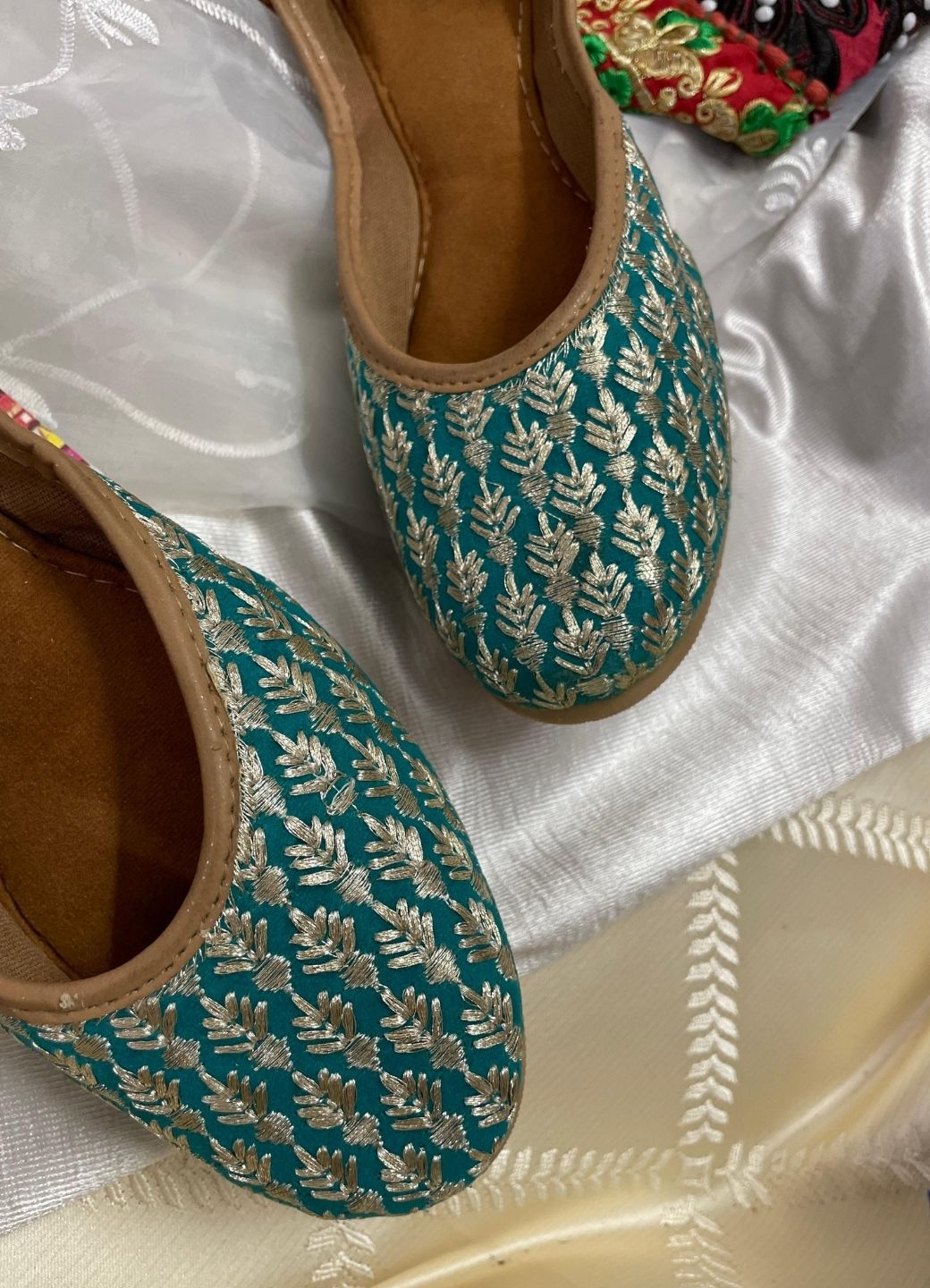 Women's Green Embroidered Indian Handcrafted Ethnic Comfort Footwear