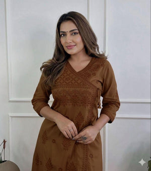 Color_Brown