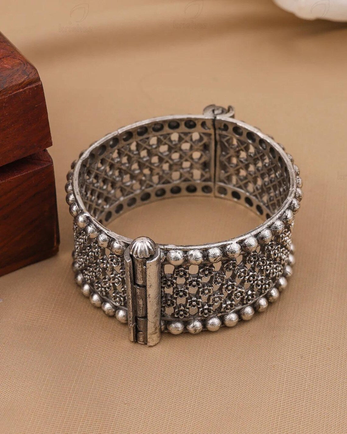 Color_Silver
