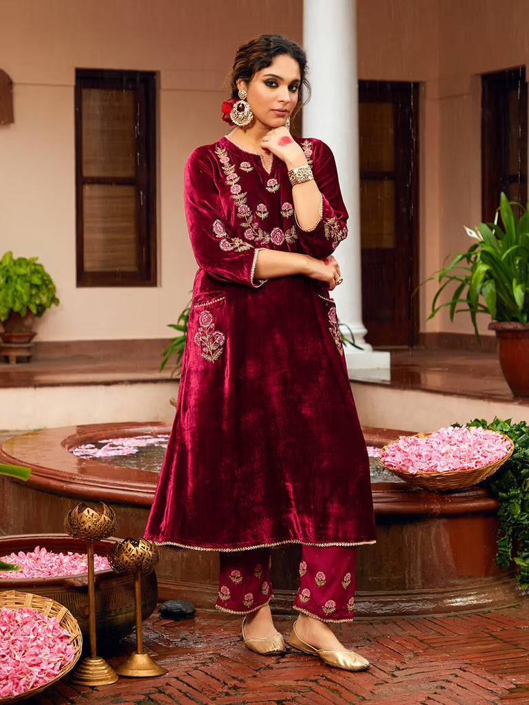 Color_Maroon