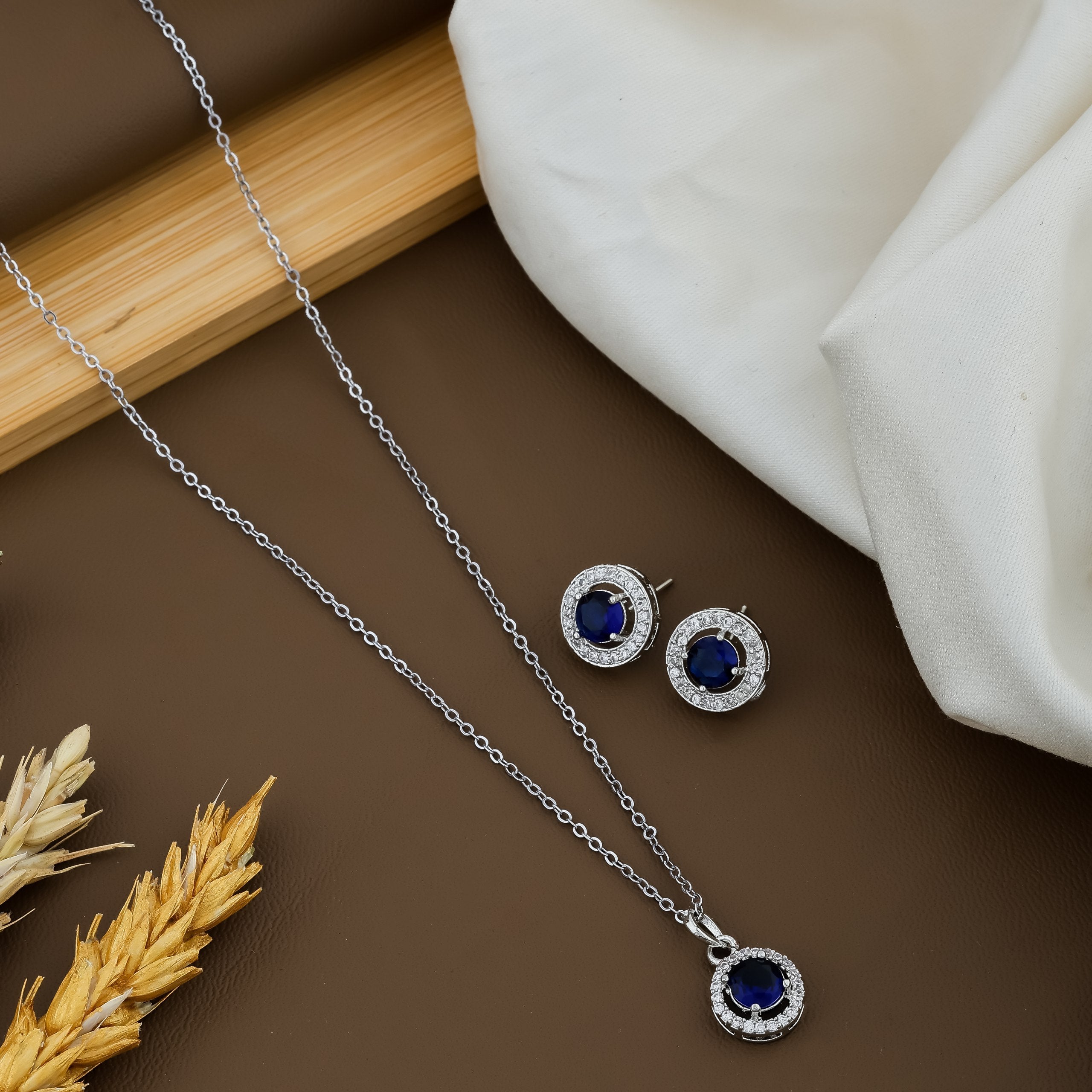 Color_Silver