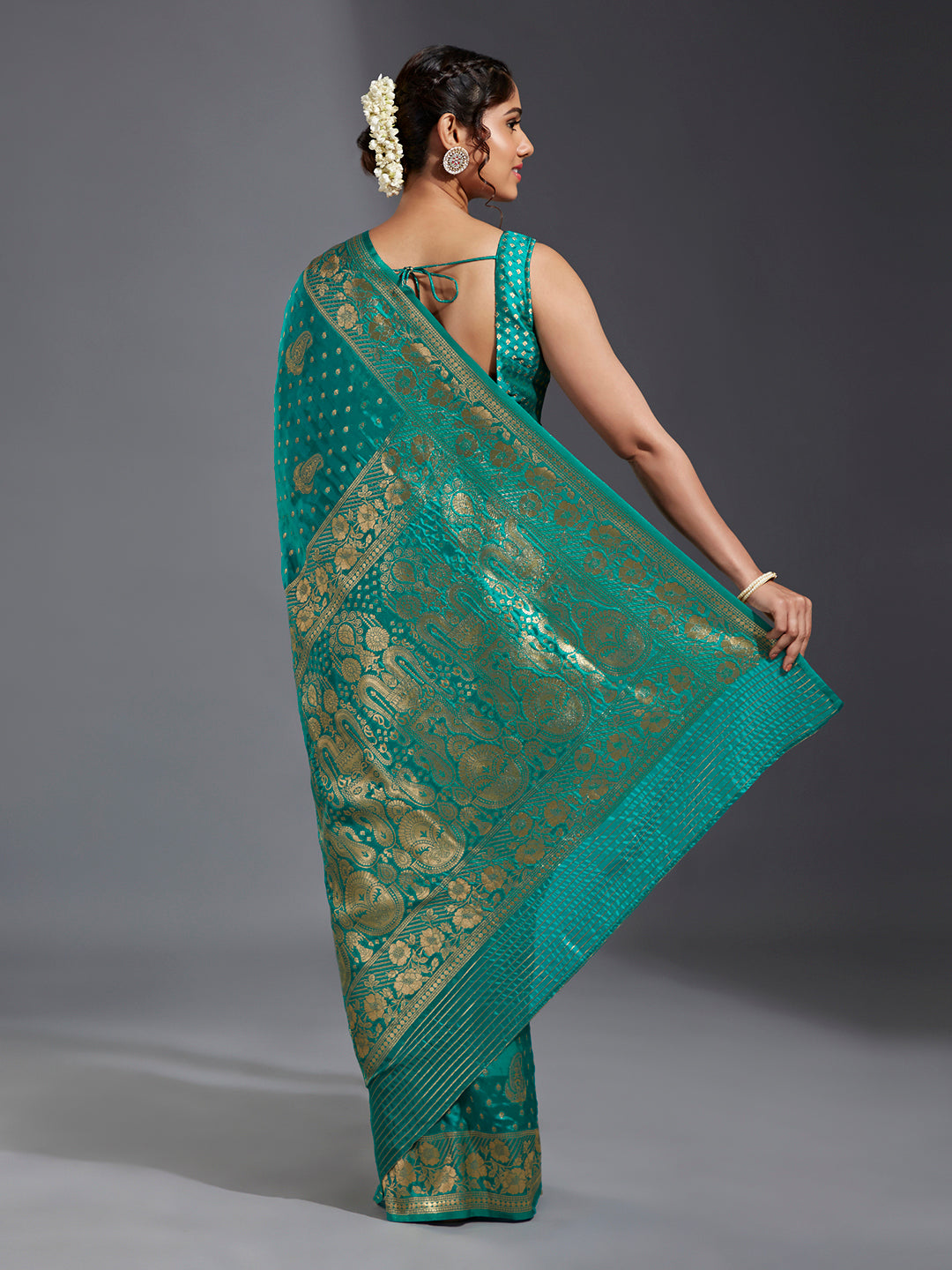 Women's Green & Gold Cotton Silk Paisley Zari With Beautiful Ethnic Motifs Banarasi Saree - Royal Dwells