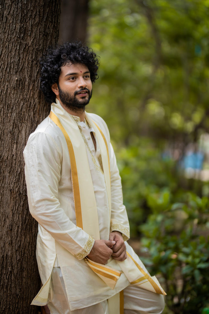 Men's Machine Embroidered Pattu Set