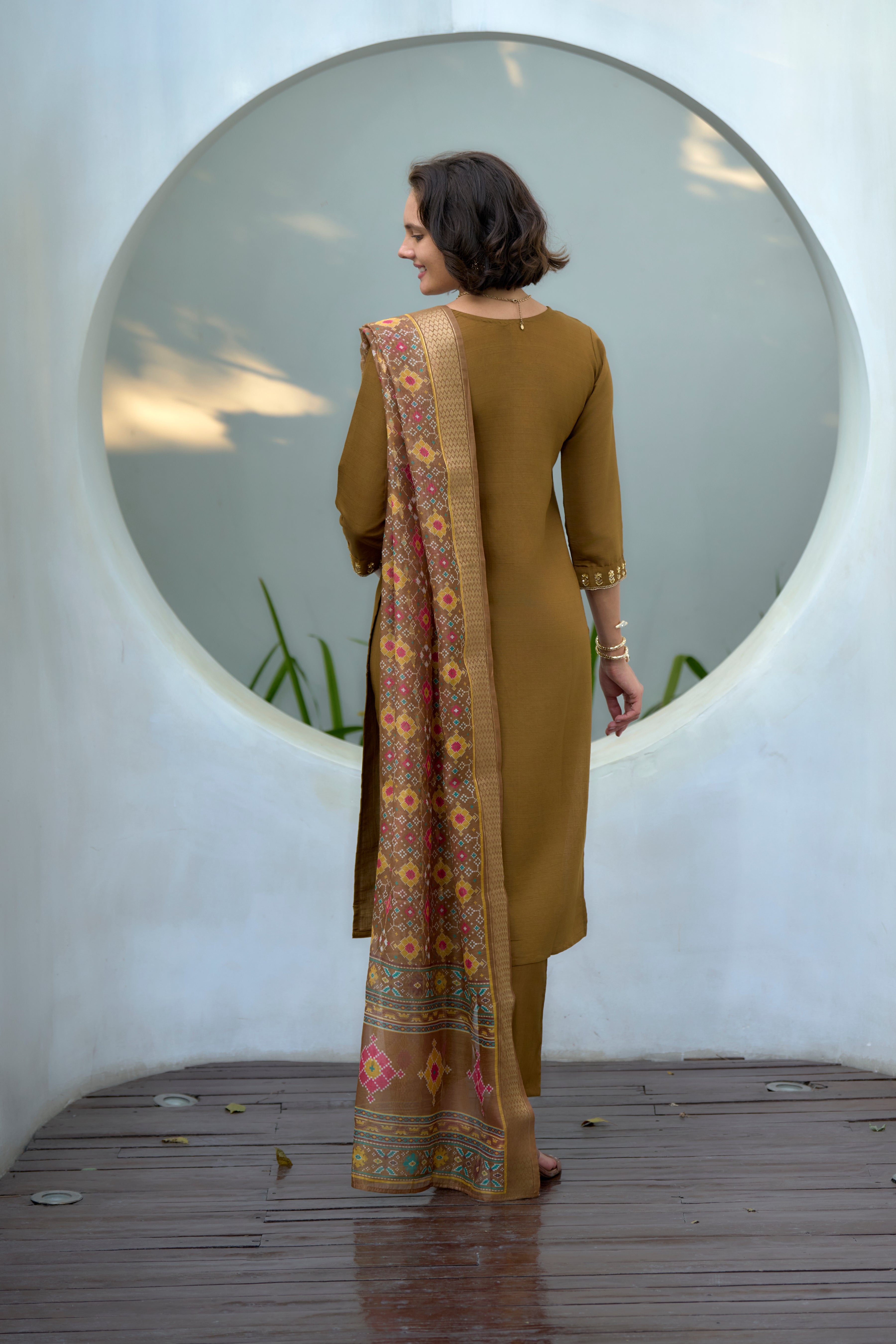 Color_Brown