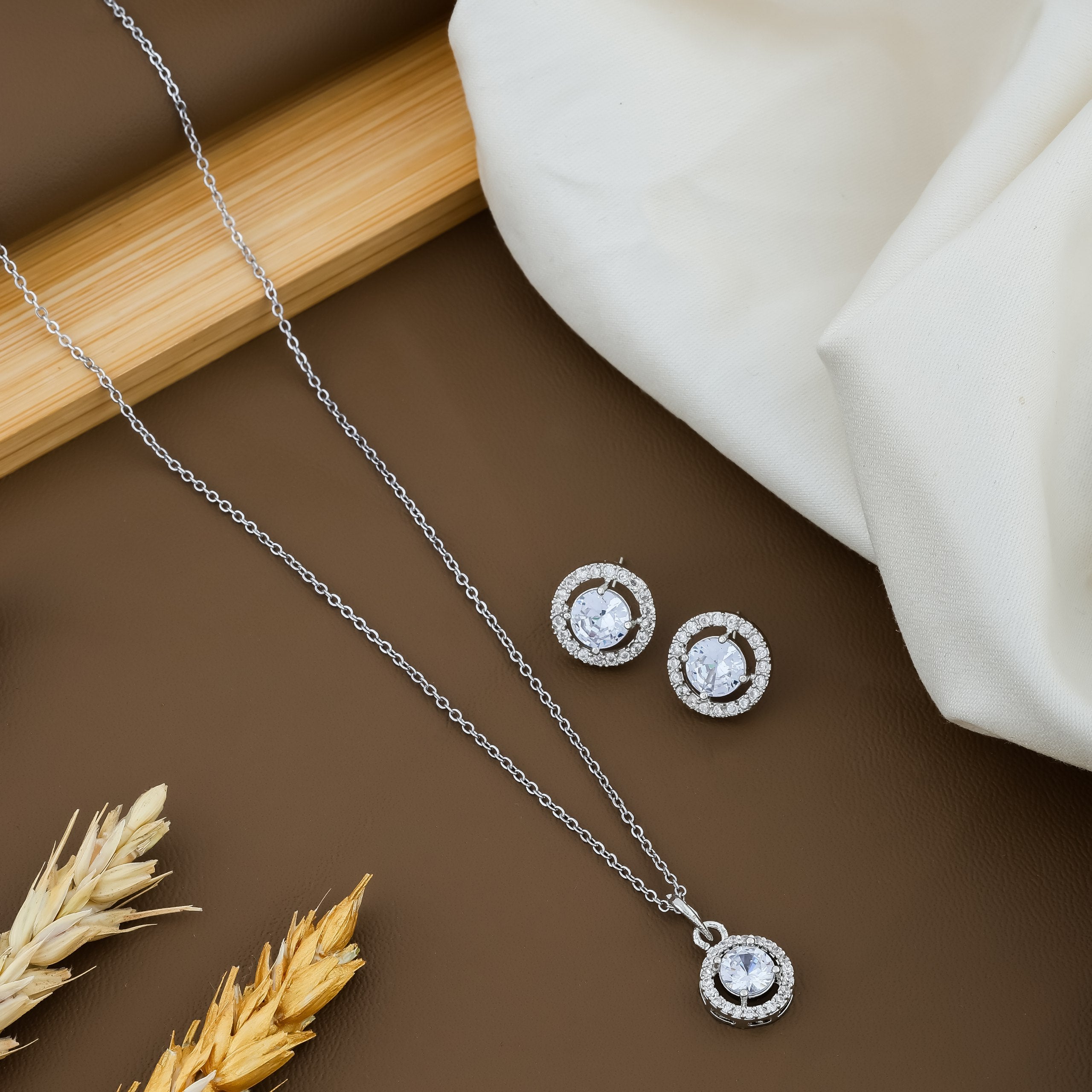 Color_Silver