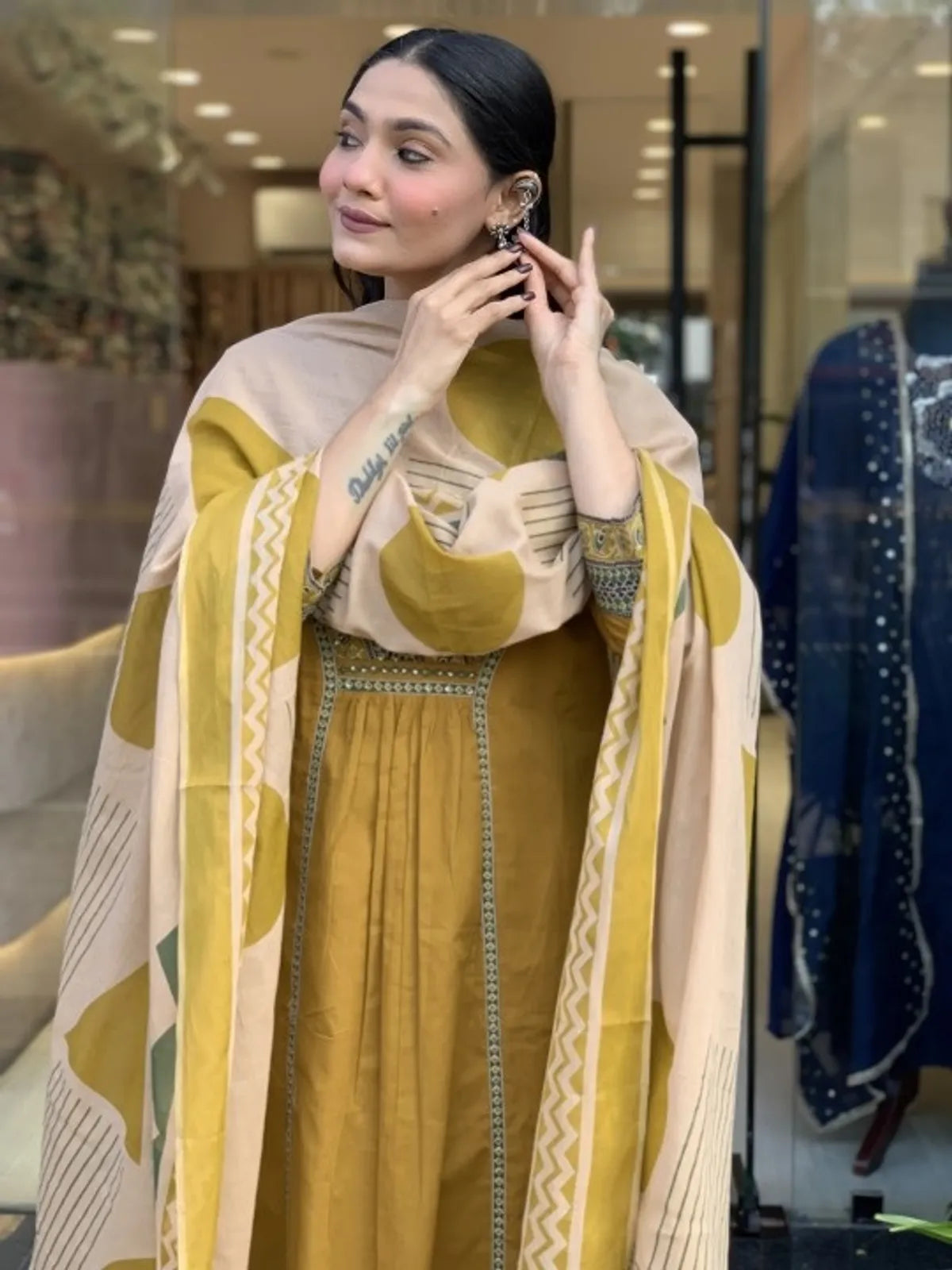 Color_Mustard