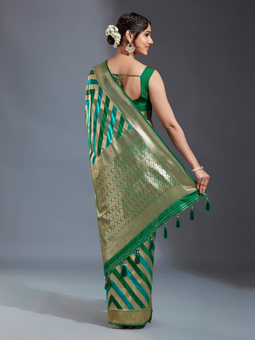 Women's Olive & Gold Satin Paisley Zari With Beautiful Leriya Banarasi Saree - Royal Dwells