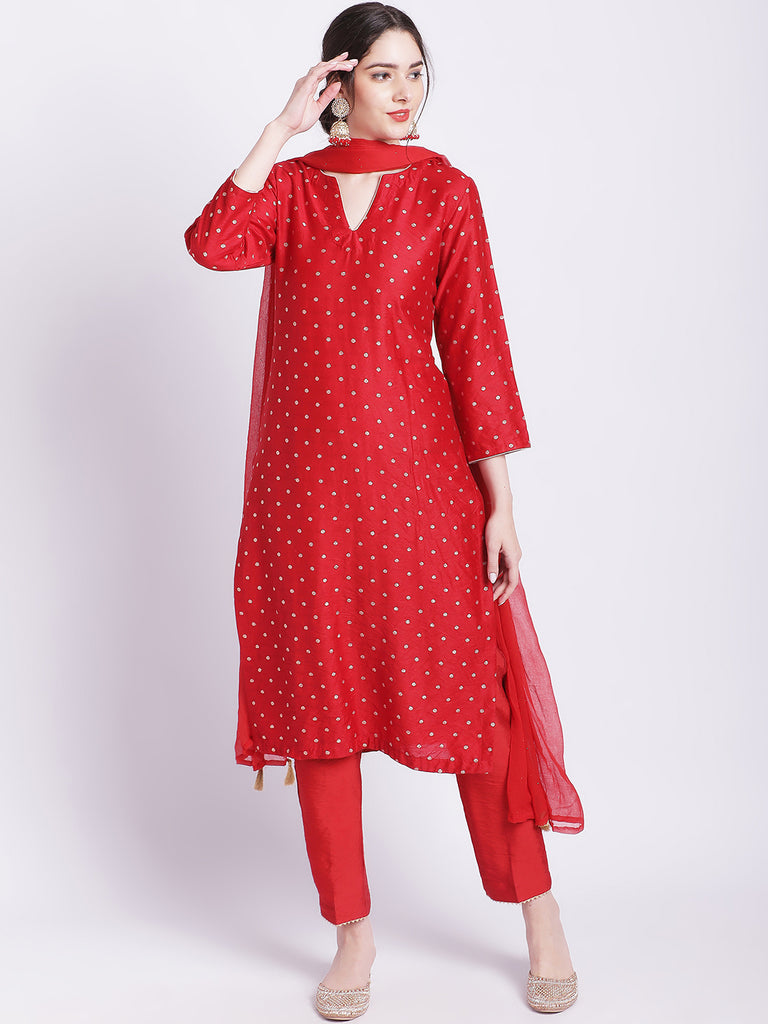 Women's Ethnic Maroon Banarasi Straight Kurti With Straight Pants And Mokaish Dupatta
