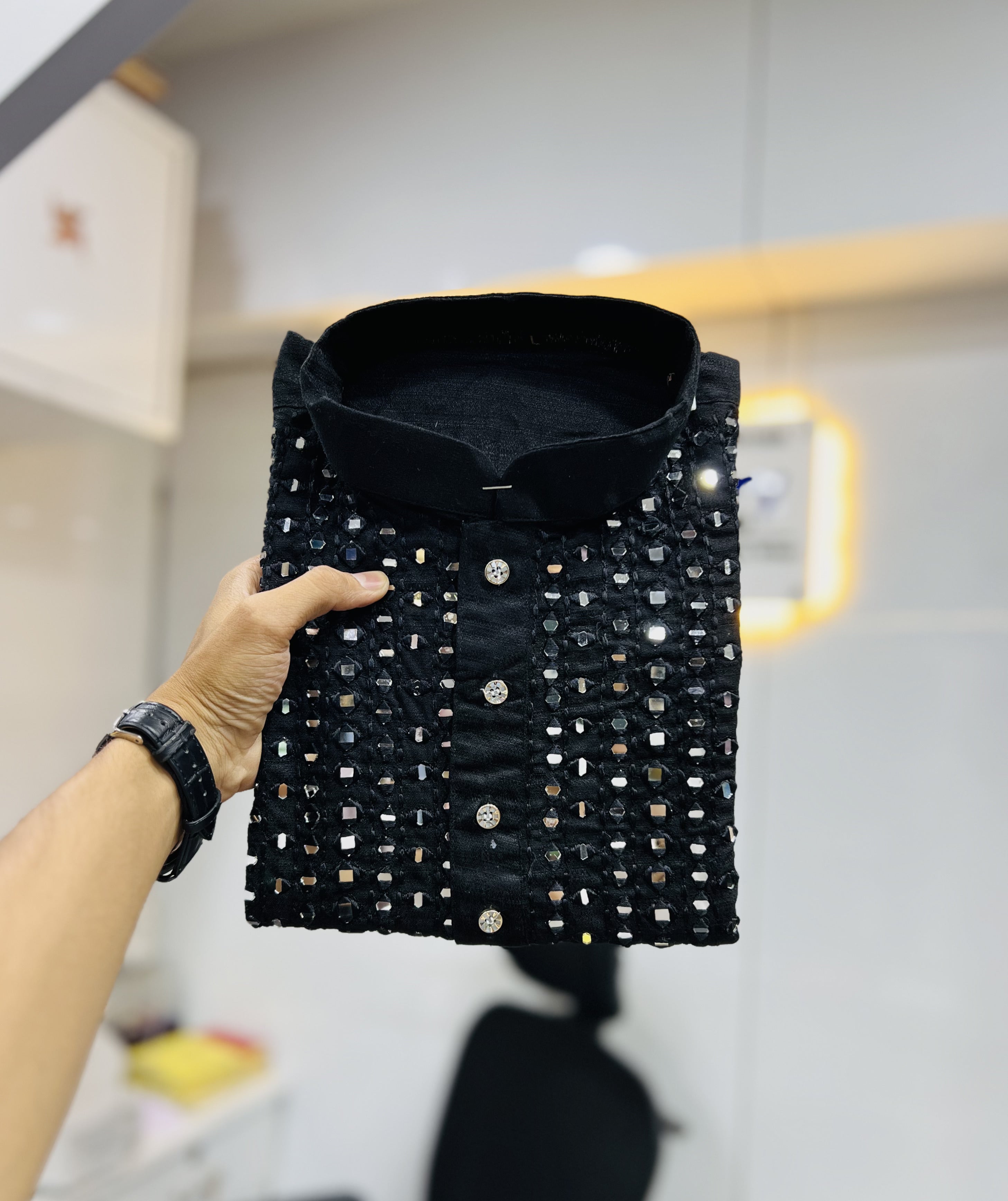 Color_Black
