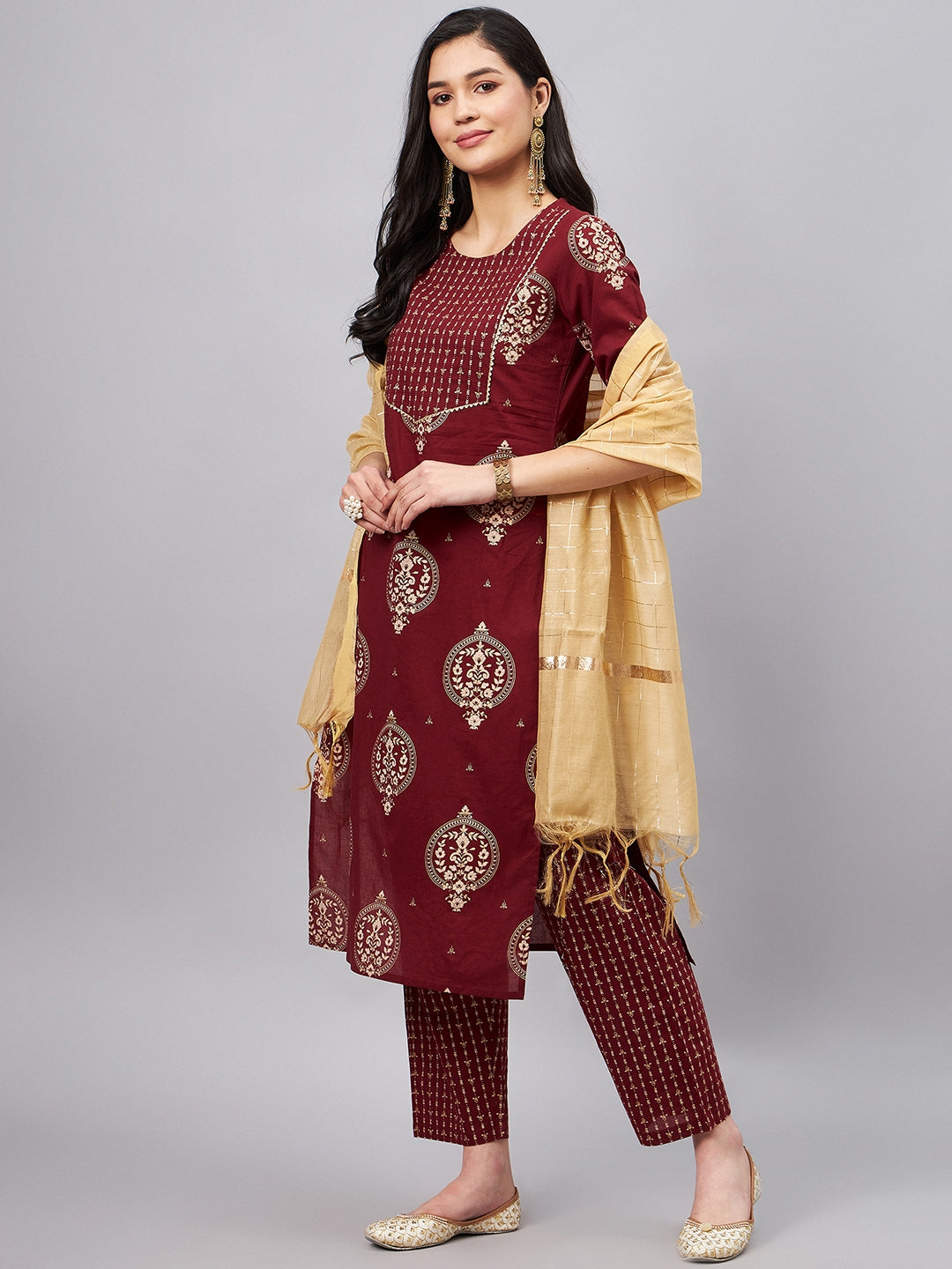 Color_Maroon