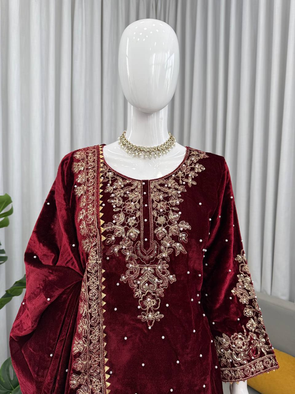 Color_Maroon