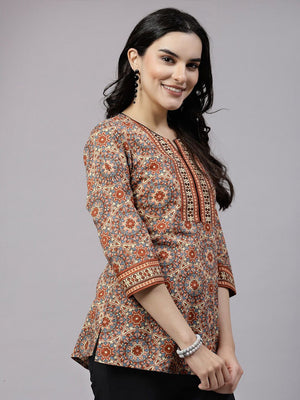Color_Brown