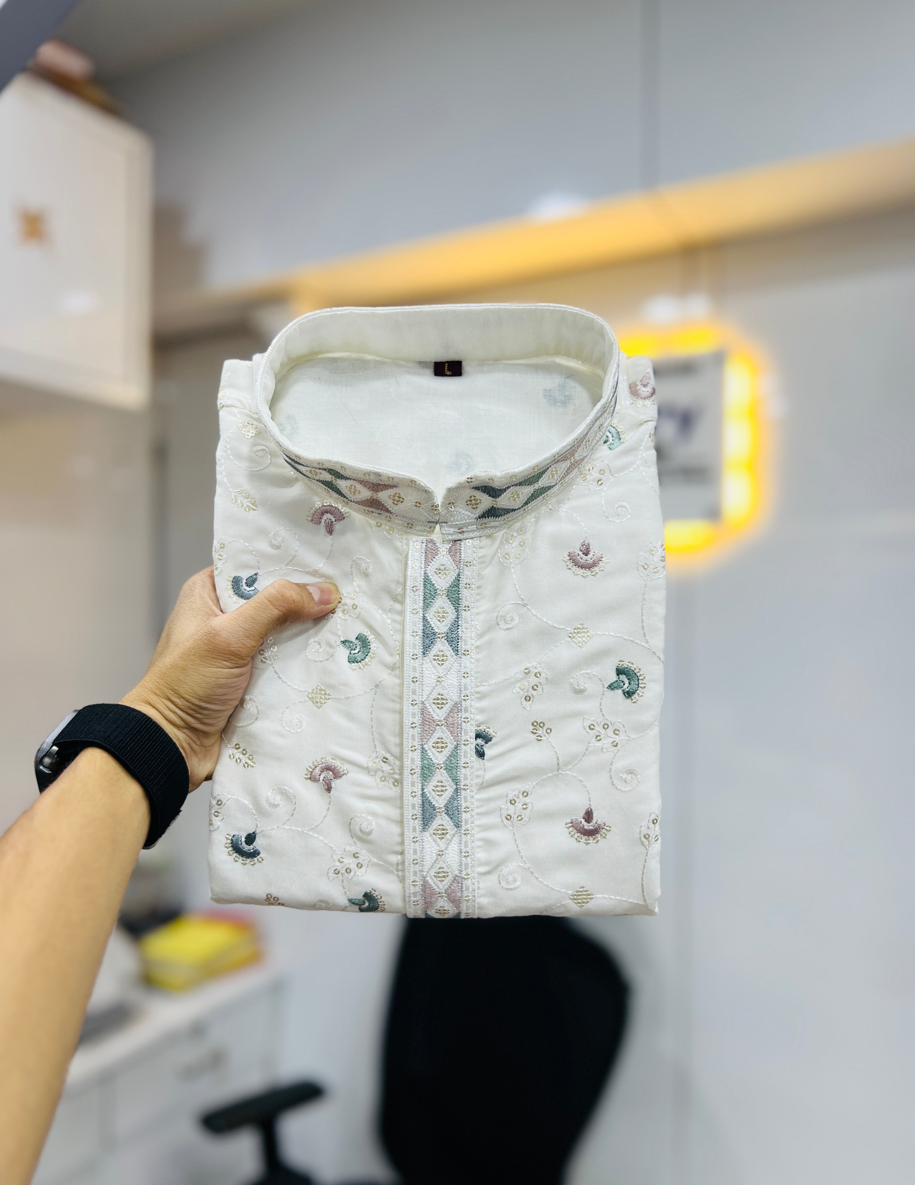 Color_Off White