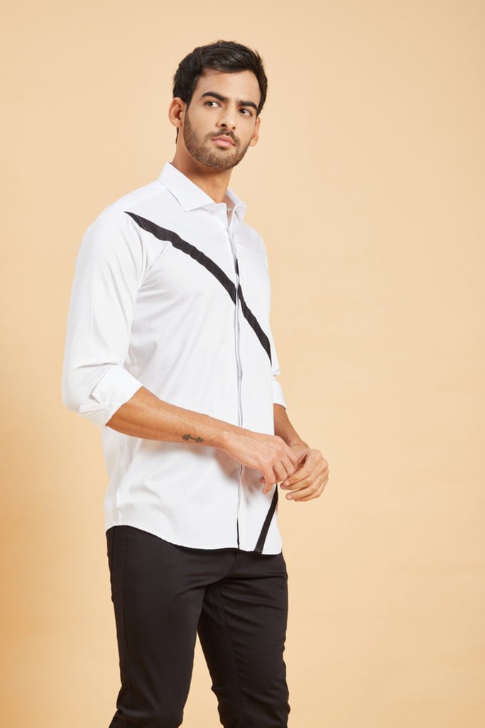 Men's White Color Scale Pattern Shirt Full Sleeves Casual Shirt