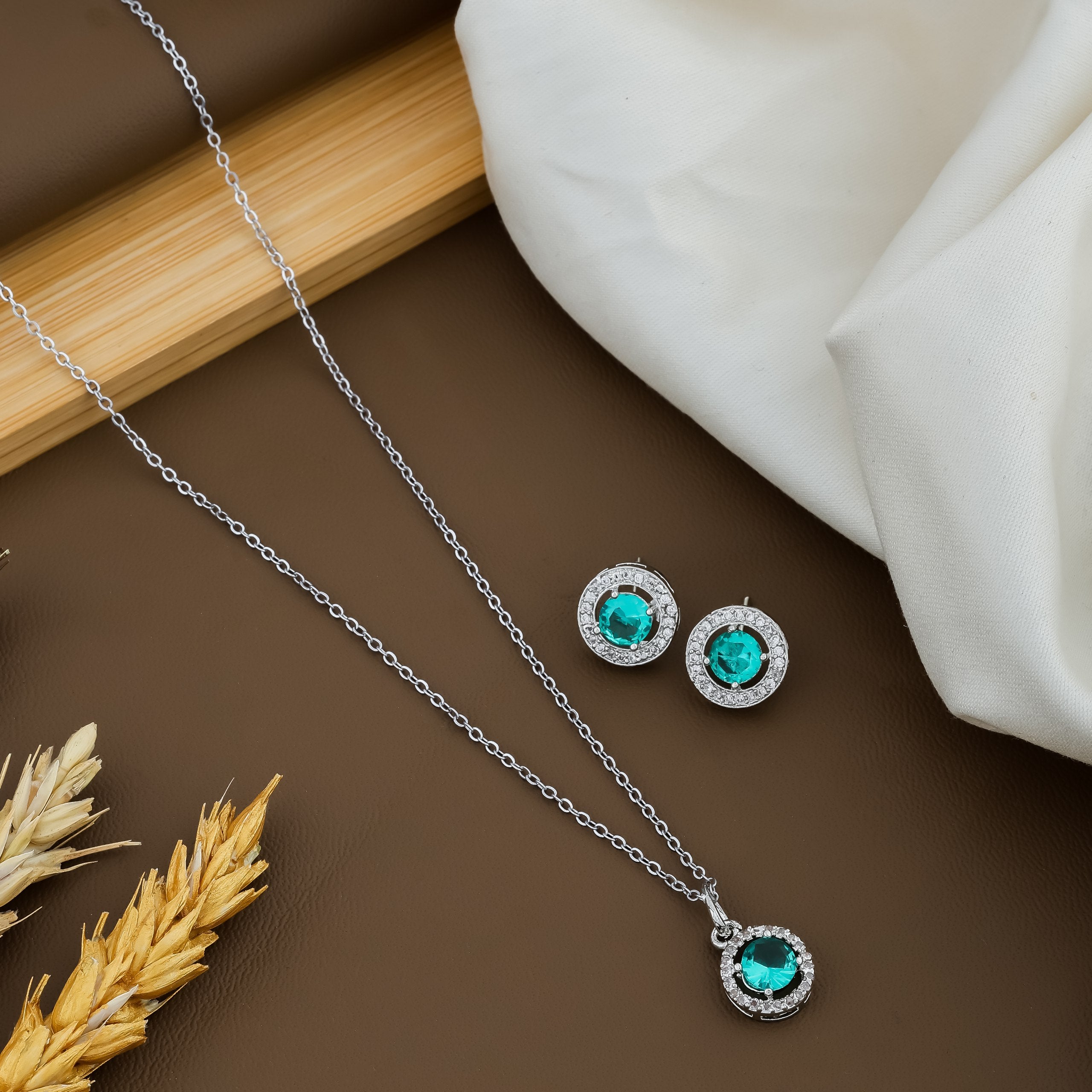 Color_Silver