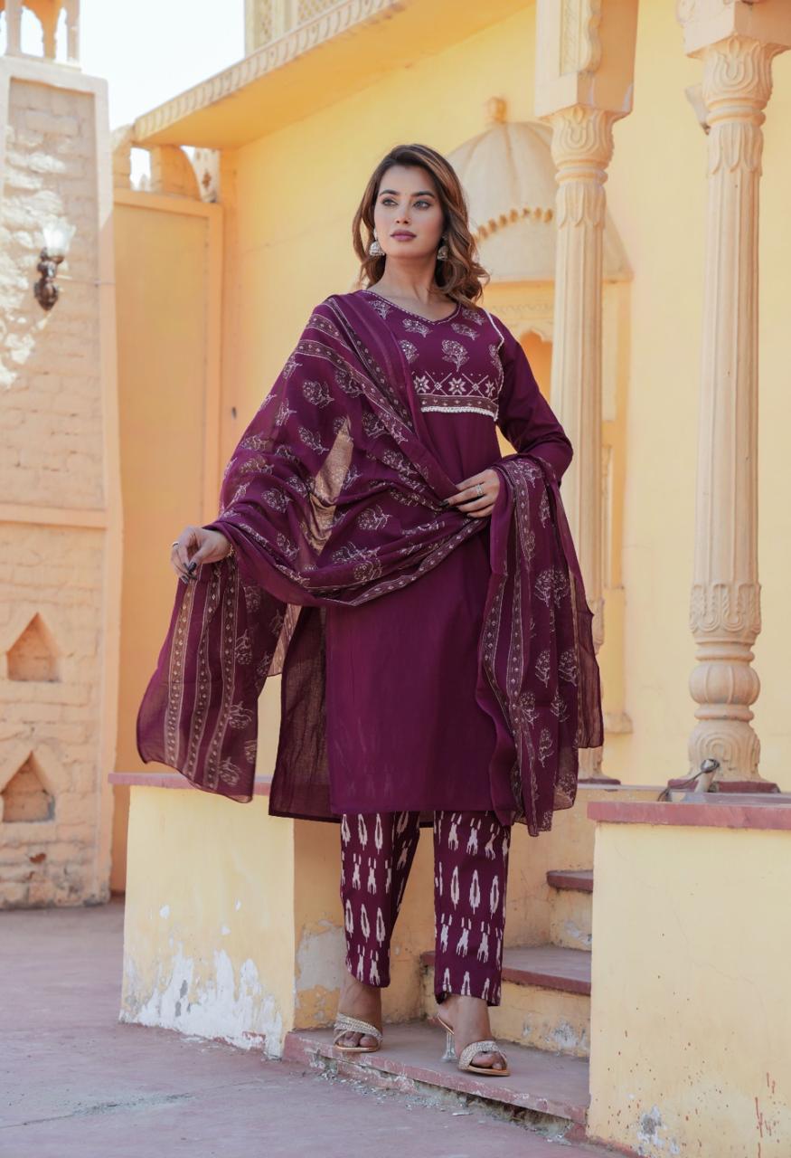 Color_Maroon