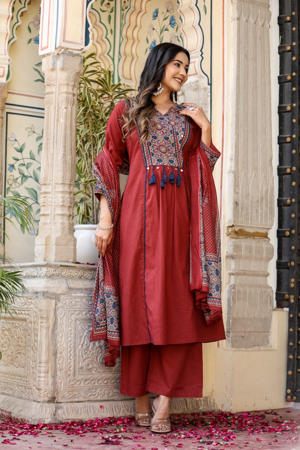 Color_Maroon