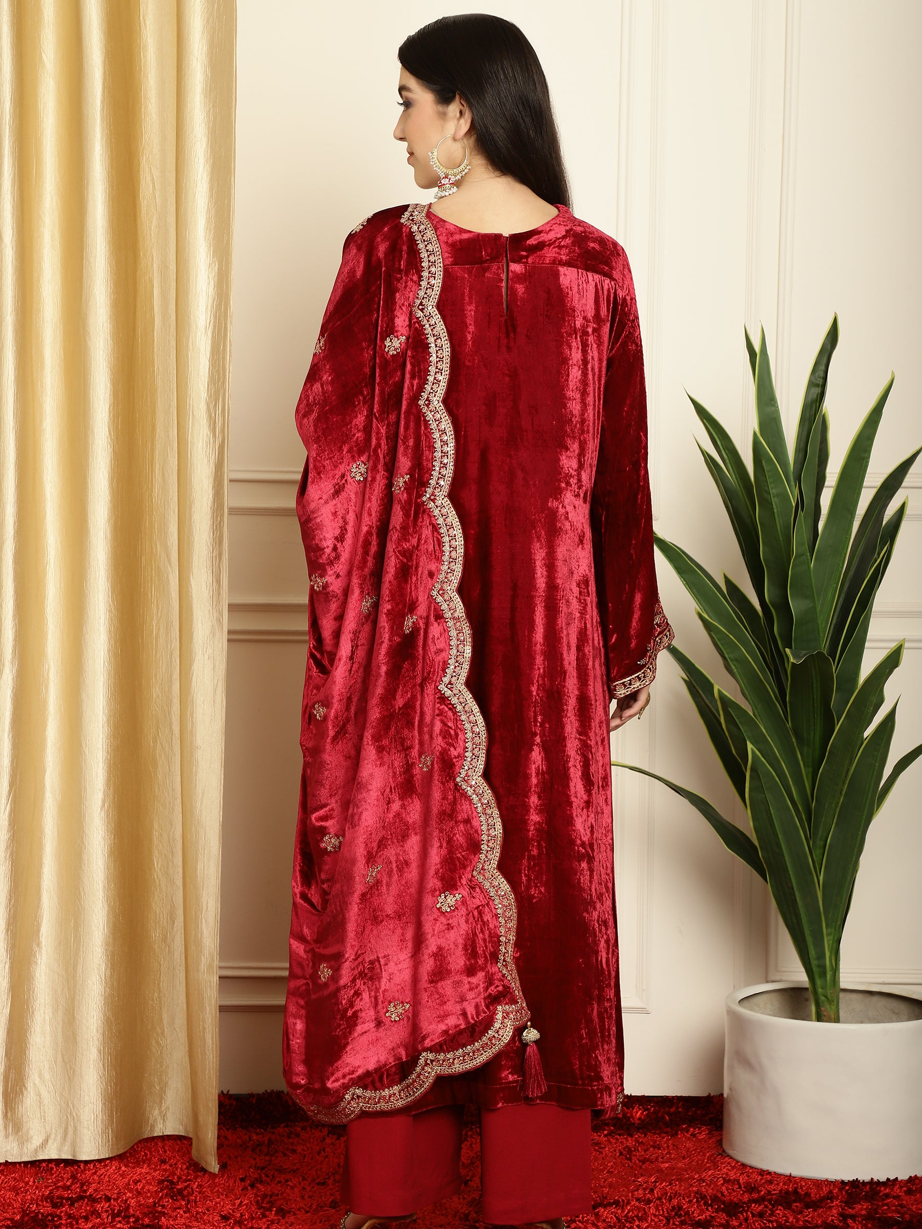 Color_Maroon
