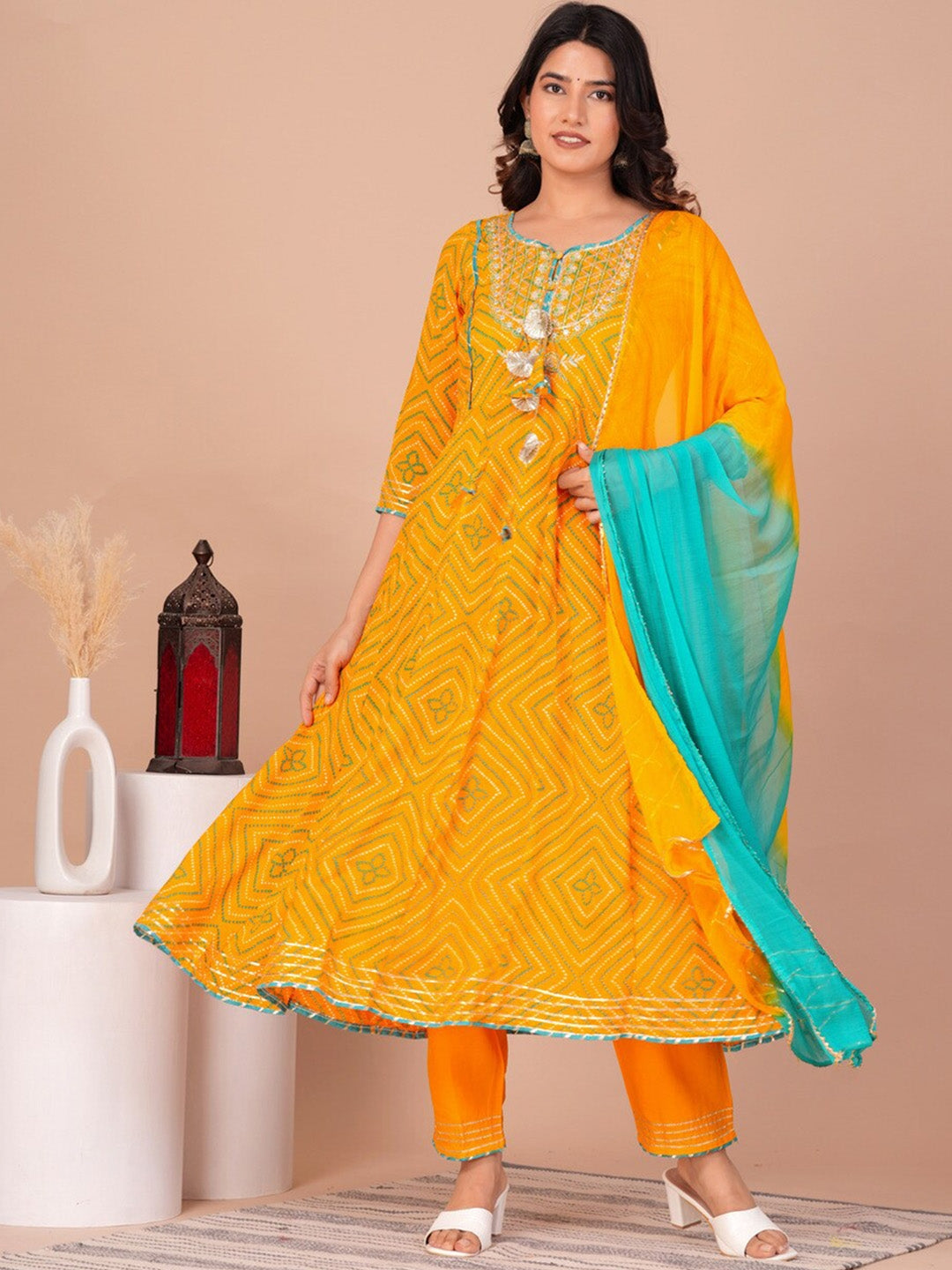 Women's Bandhani Printed Regular Kurta With Palazzos & Dupatta - Taantav