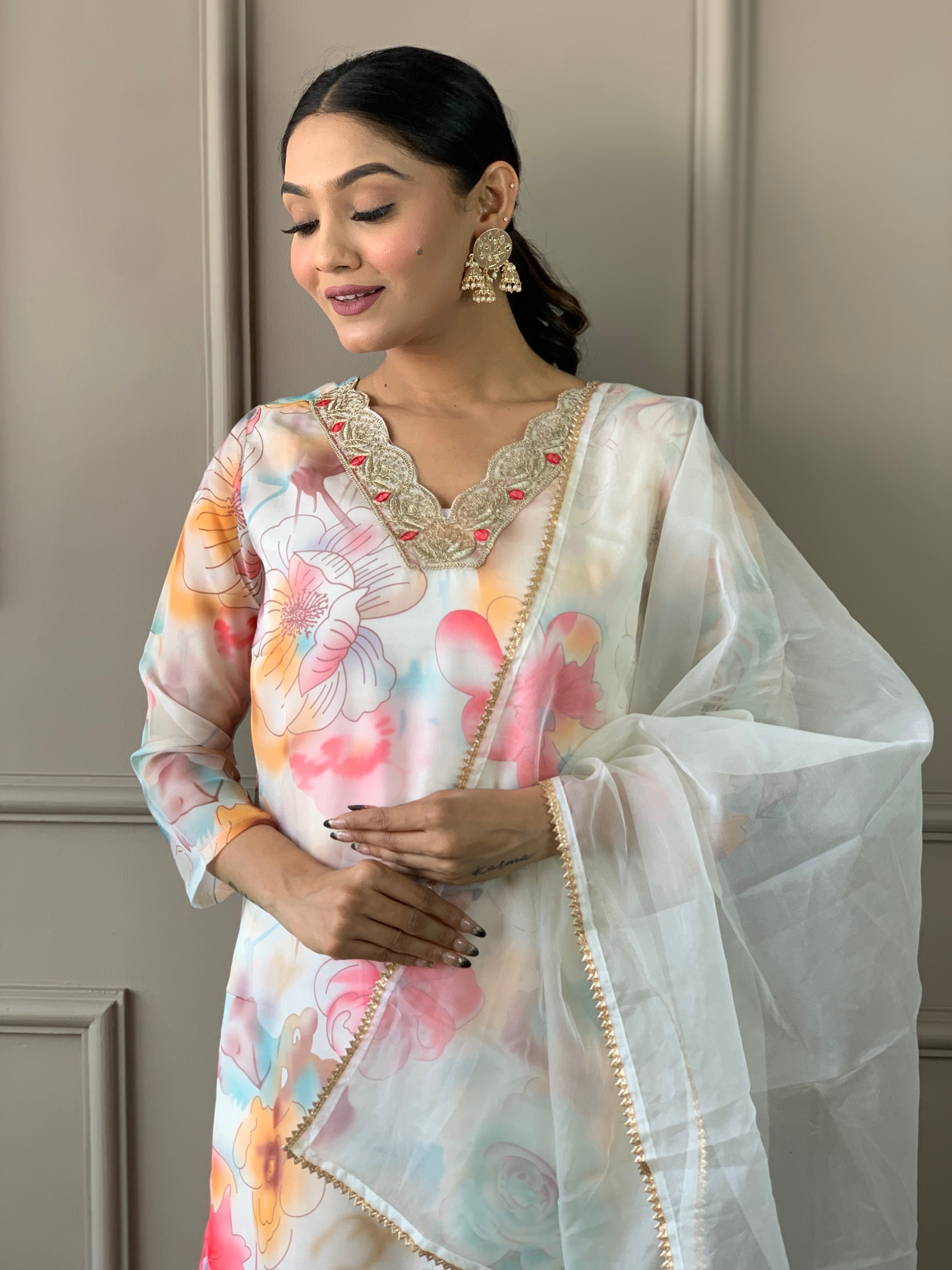 Women's V Neck Embroidered Work Organza Fabric Kurta & Pant With Dupatta Set