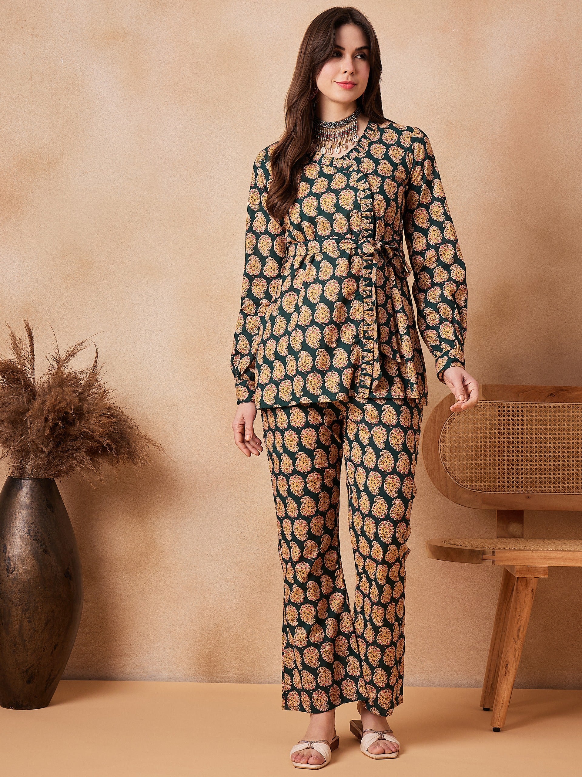 Women's Dark Green Paisley Print Coord Set With Belt - InWeave