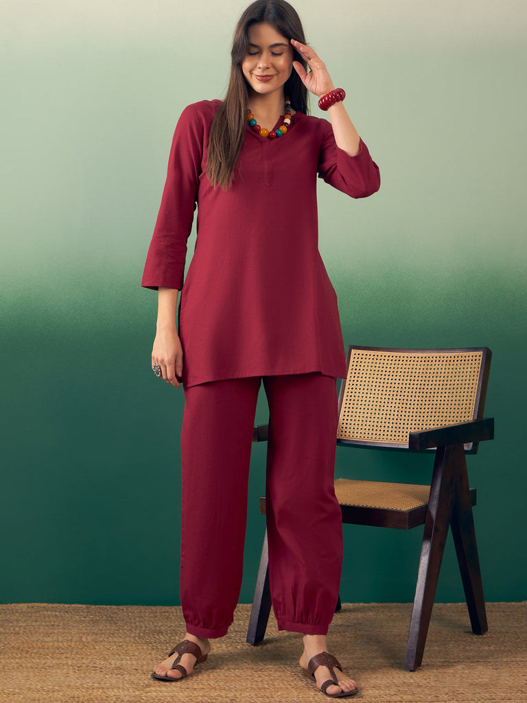 Women's Burgundy Solid V Neck Short Kurta Pant Set