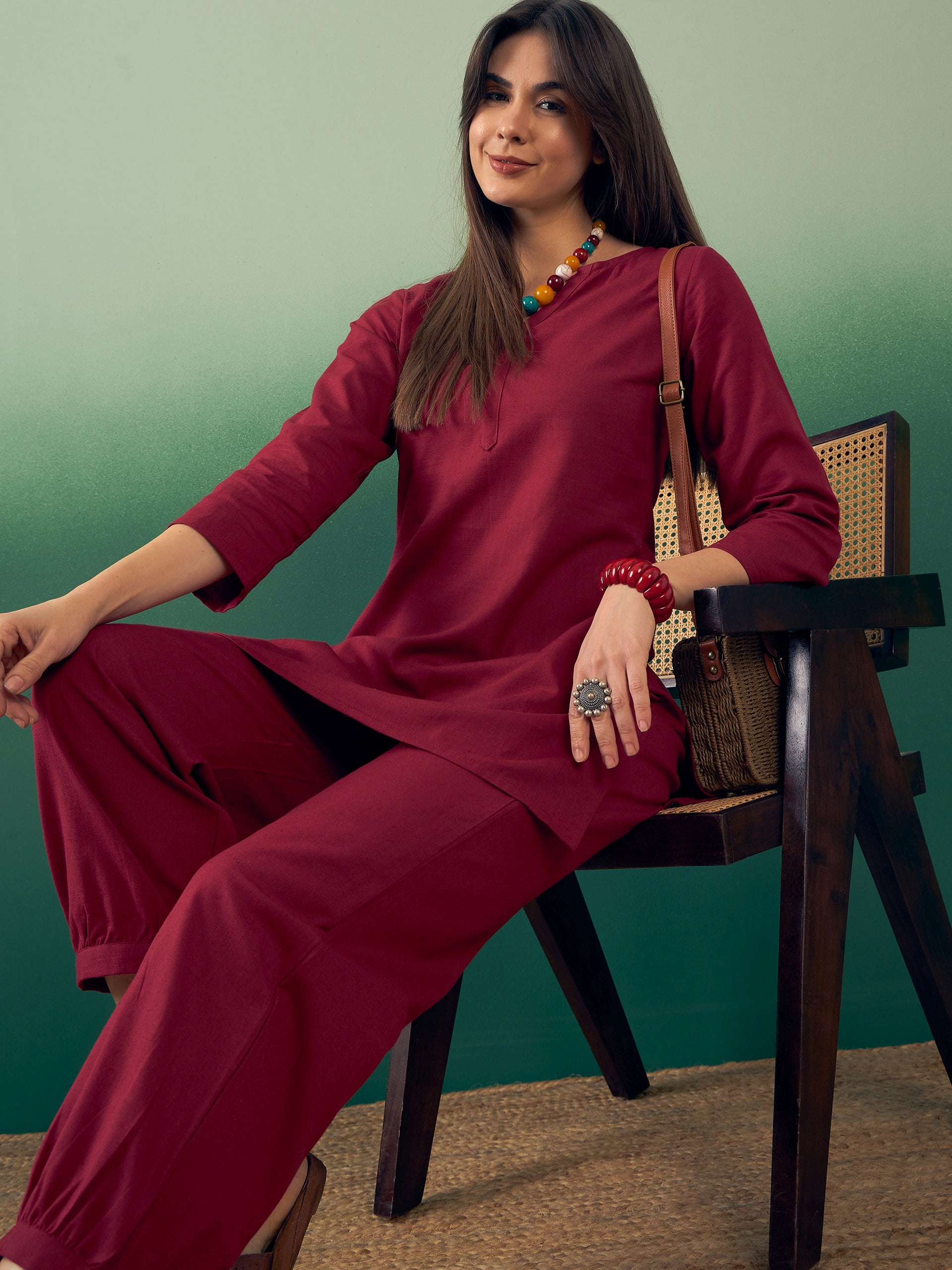 Women's Burgundy Solid V Neck Short Kurta Pant Set - InWeave