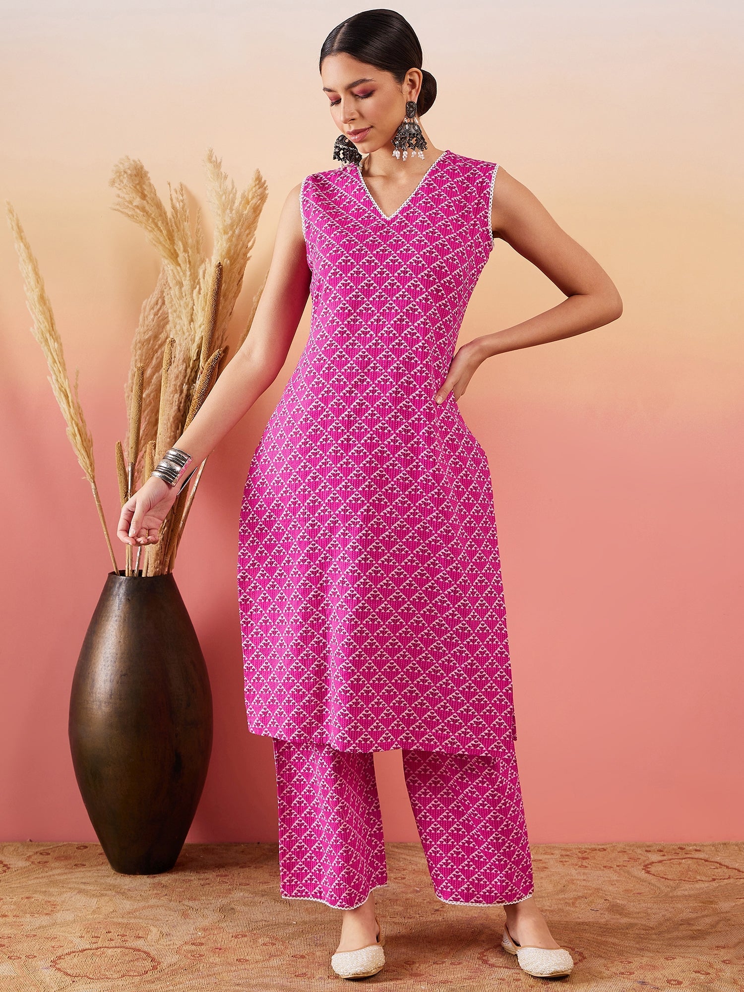 Women's Pink Pyramid Kantha V Neck Lace Work Kurta Palazzo Set - InWeave