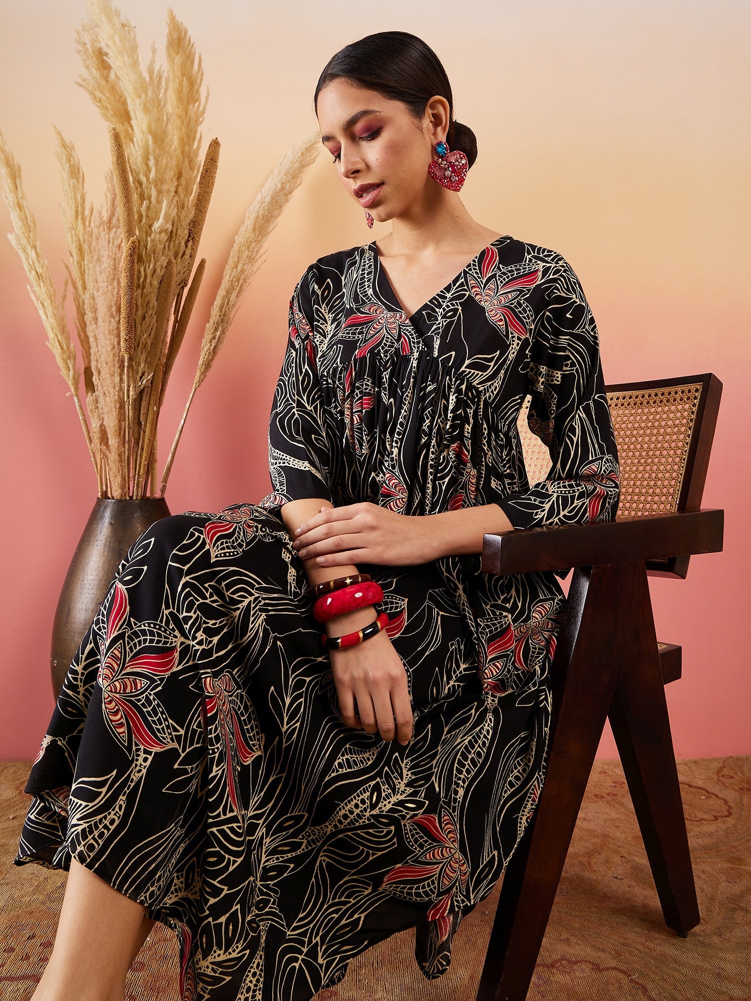 Women's Black Beige Red V Neck Kurta Short Palazzo Set - InWeave