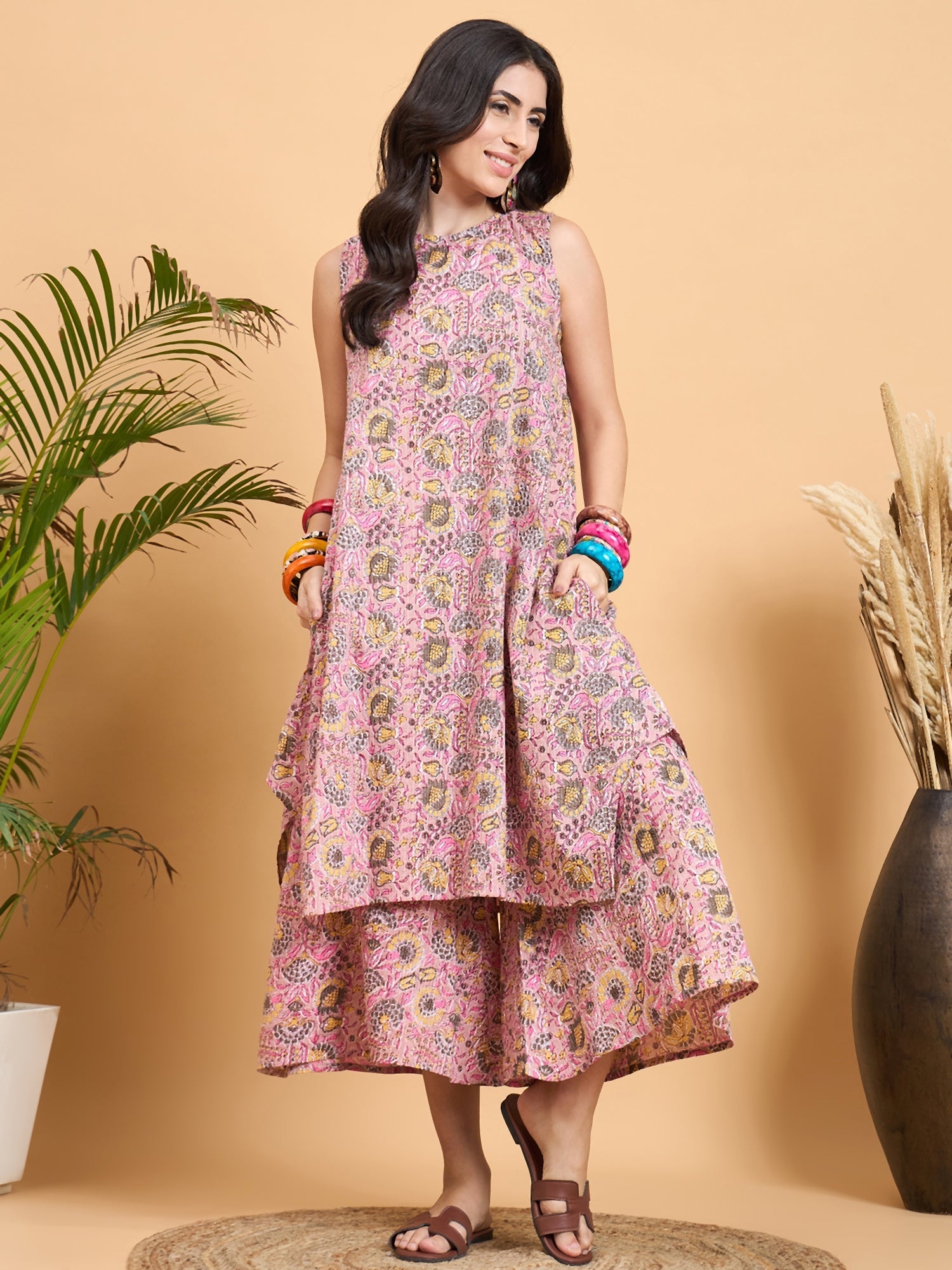 Women's Pastel Pink Kantha Floral Jaal Short Palazzo Set - InWeave