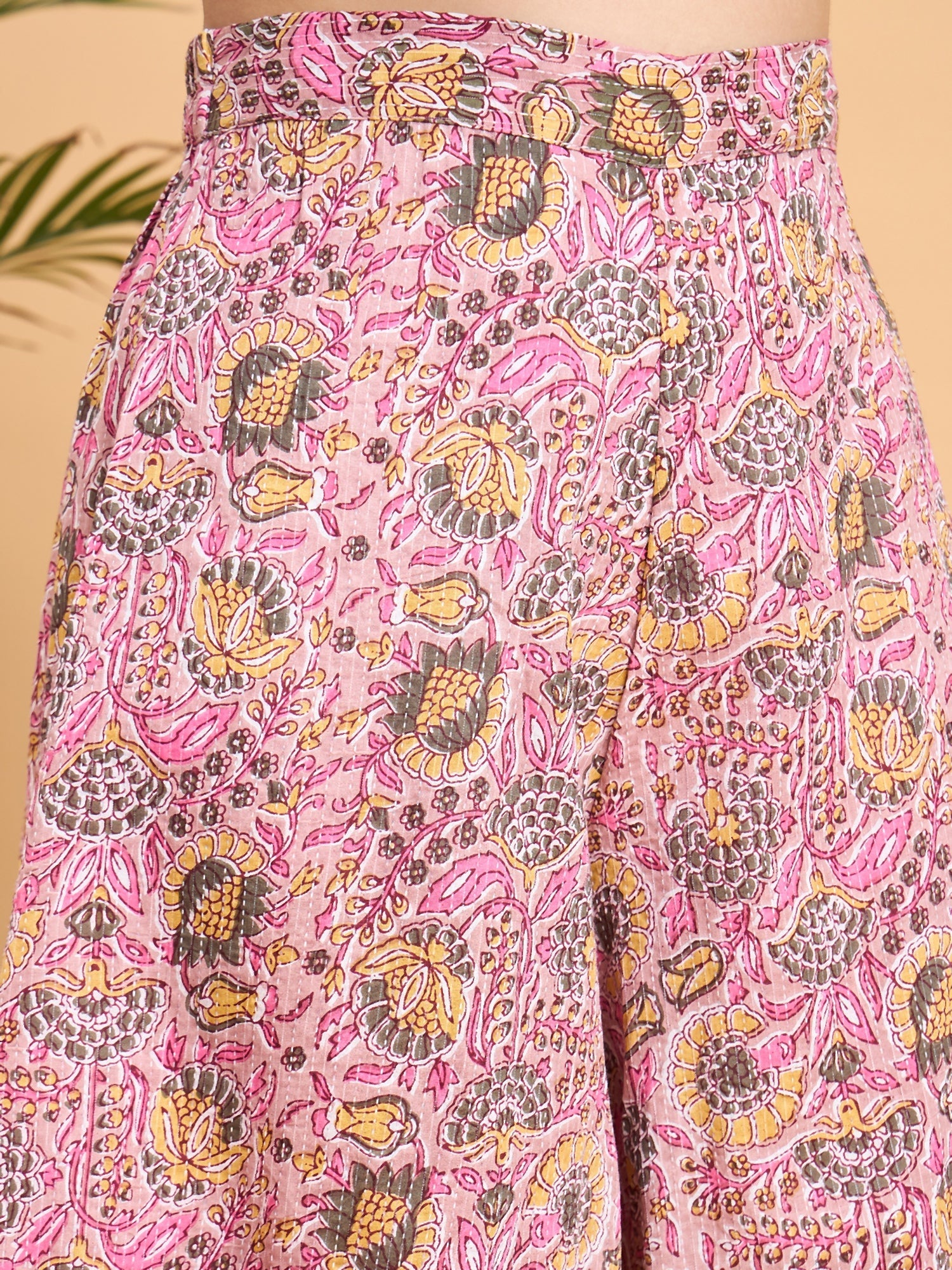 Women's Pastel Pink Kantha Floral Jaal Short Palazzo Set - InWeave