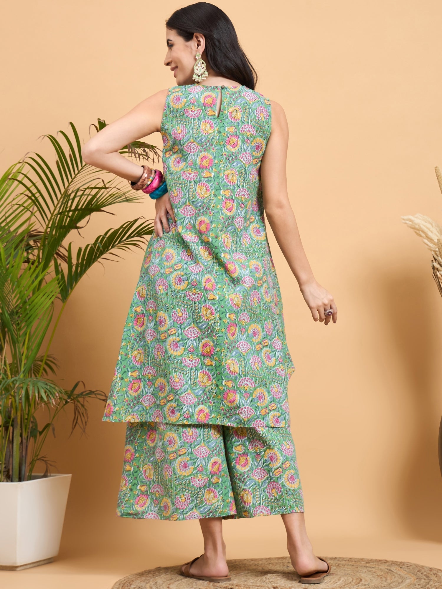 Women's Mint Green Kantha Floral Jaal Short Palazzo Set - InWeave