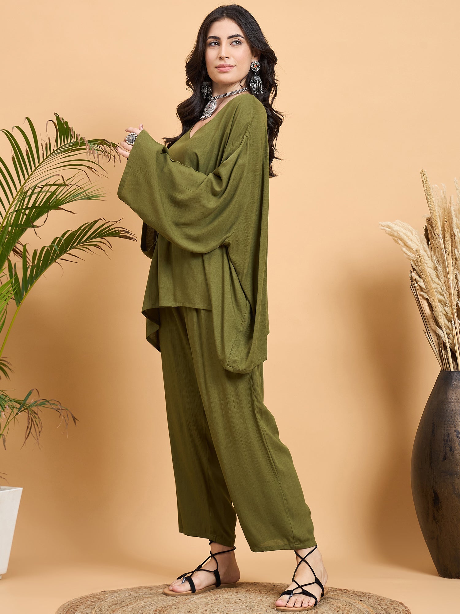 Women's Mehandi Green Kaftan Boho Coord Set - InWeave