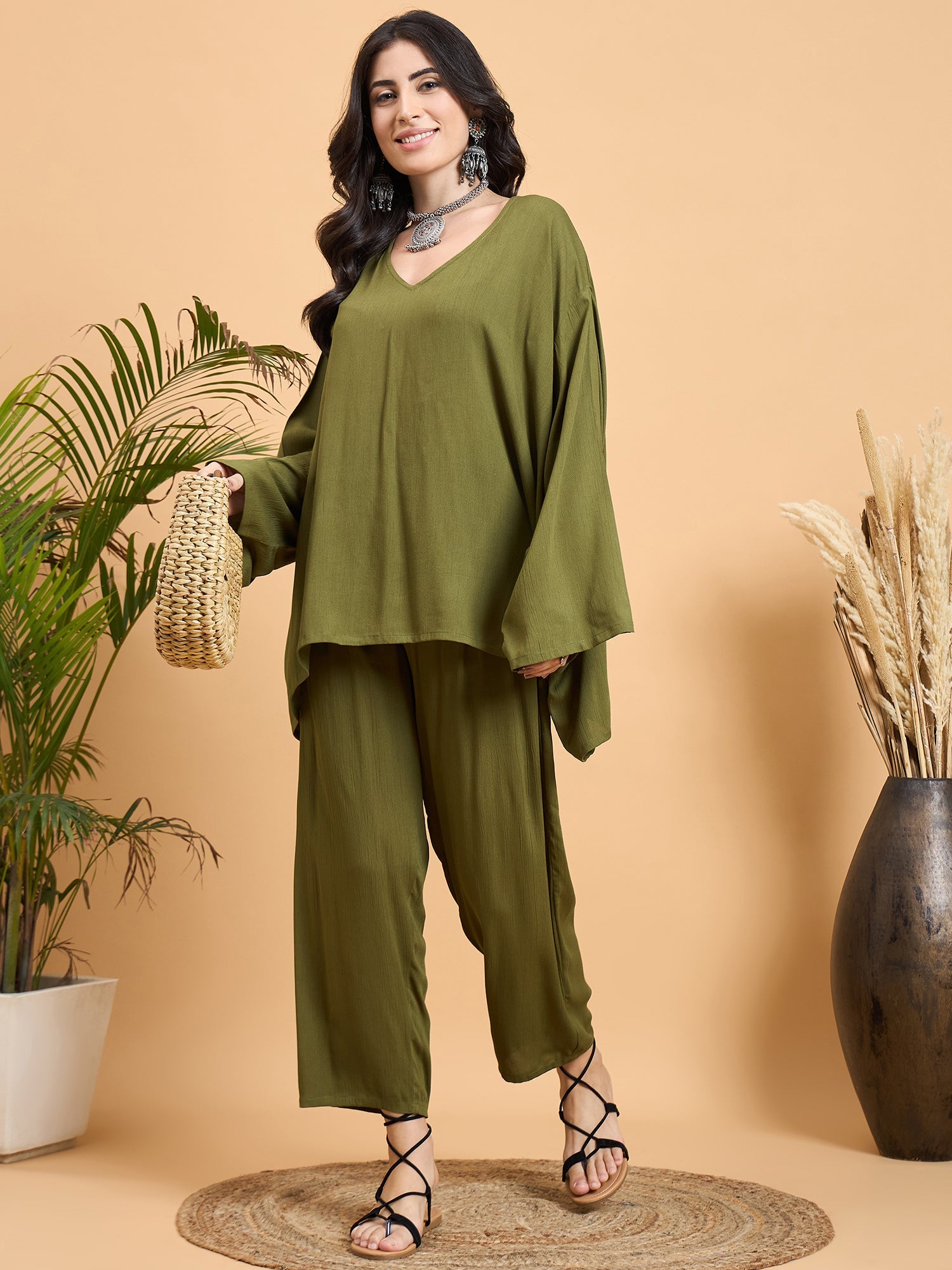 Women's Mehandi Green Kaftan Boho Coord Set - InWeave