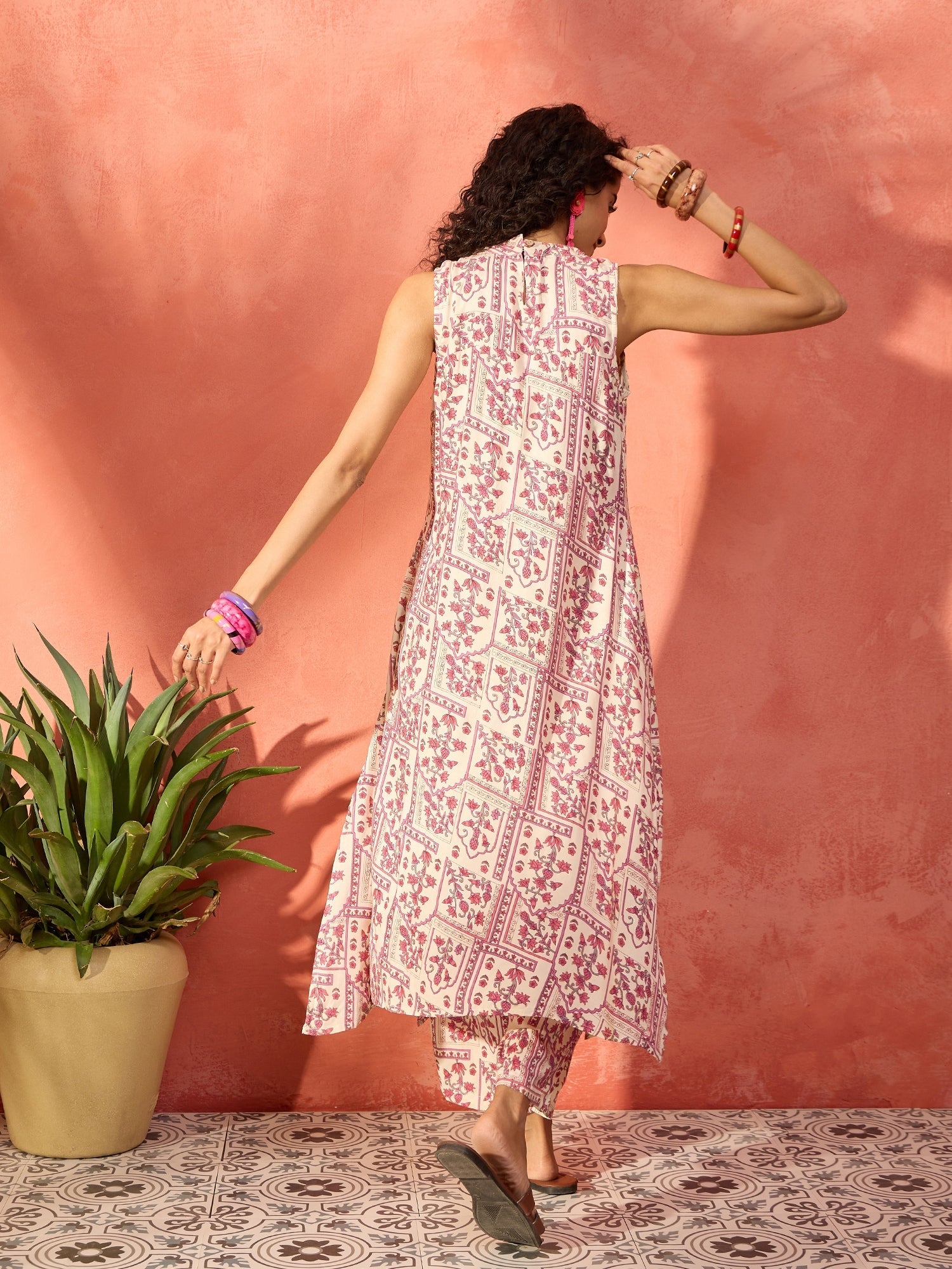 Women's Rose Pink Ethnic Window Floral Halter Neck Kurta Set - InWeave