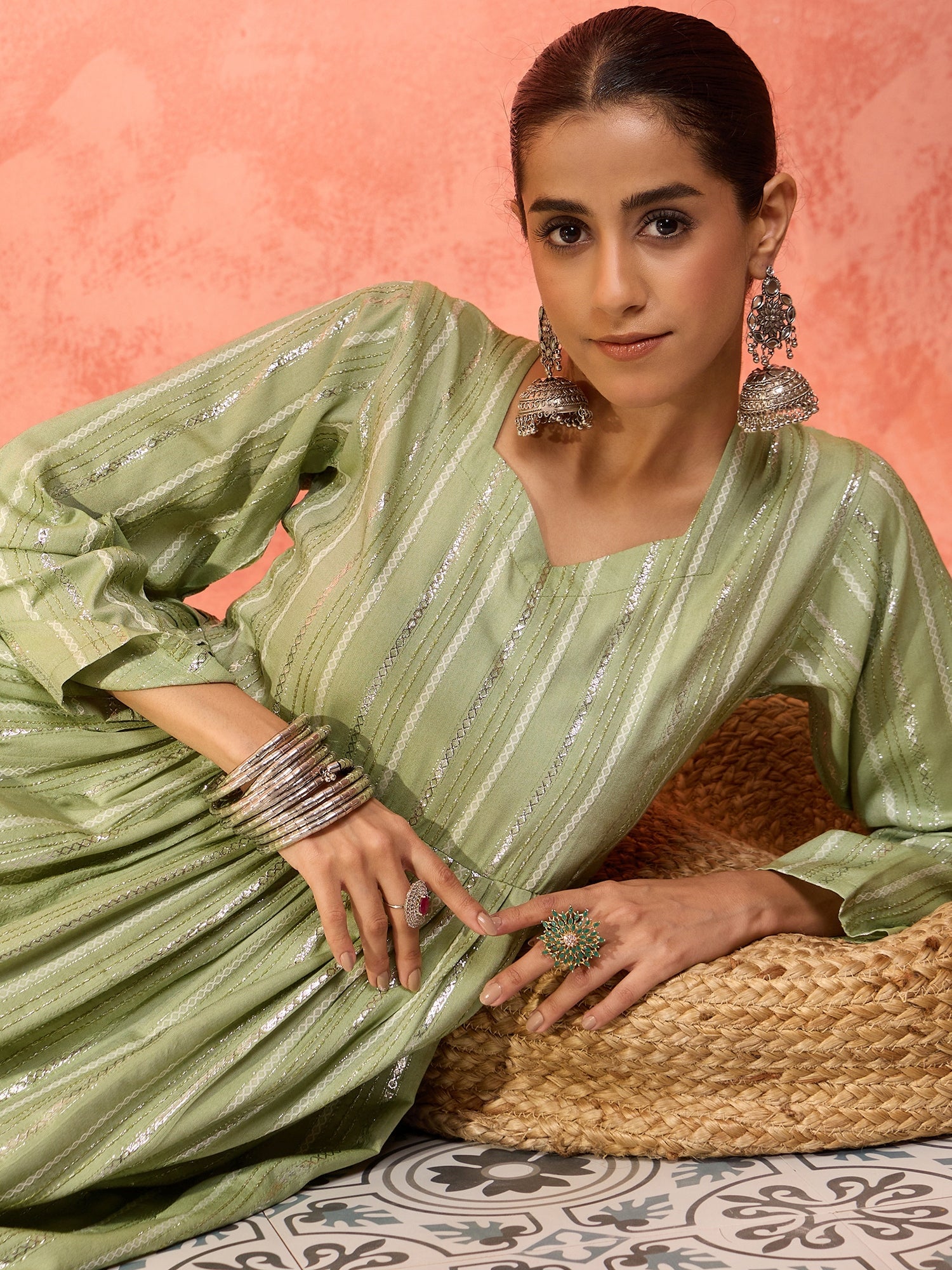 Women's Light Green Lurex Sweetheart Neck Short Kurta Pant Set - InWeave