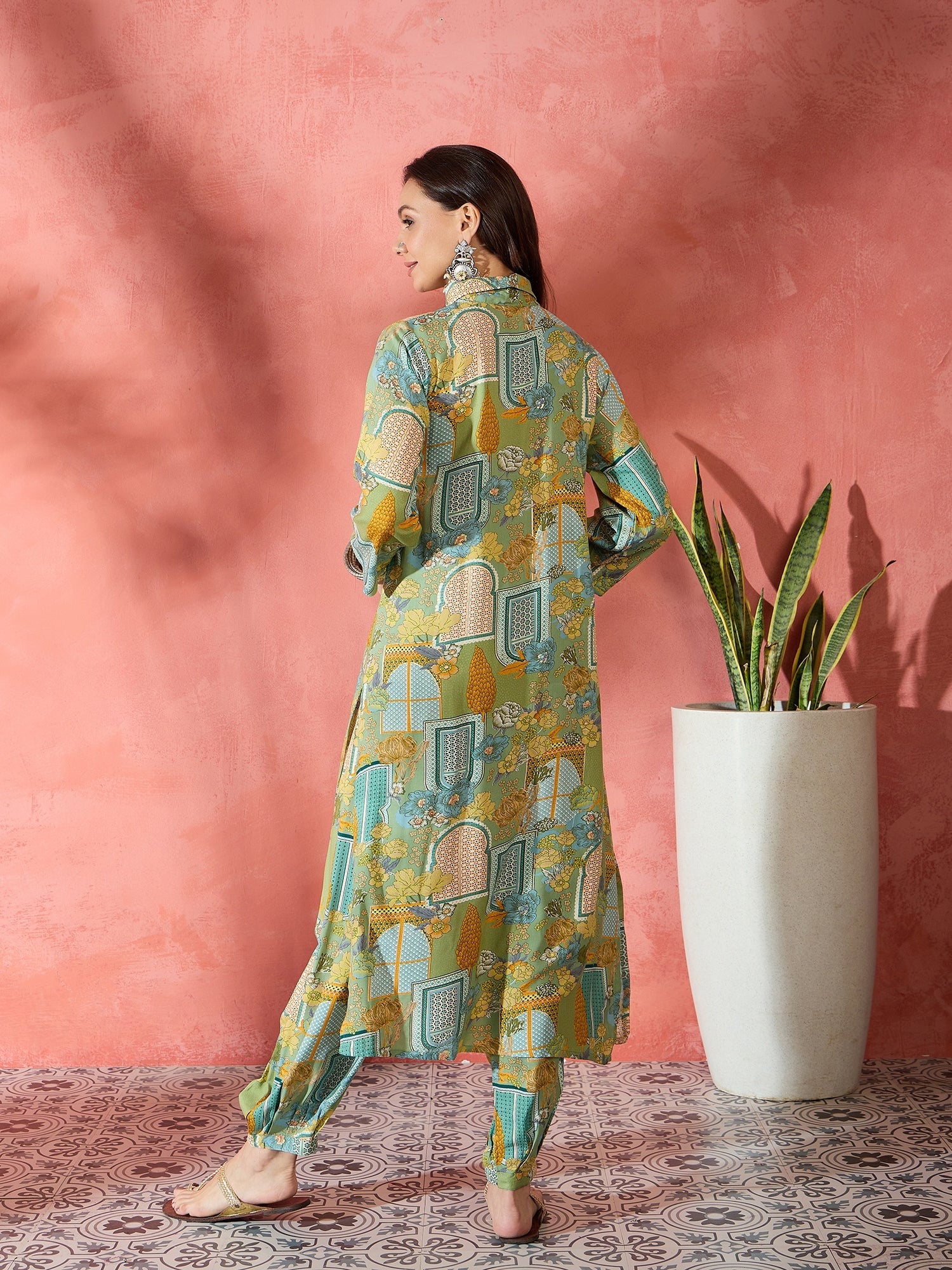 Women's Pear Green Window Print Collar Kurta Salwar Set - InWeave