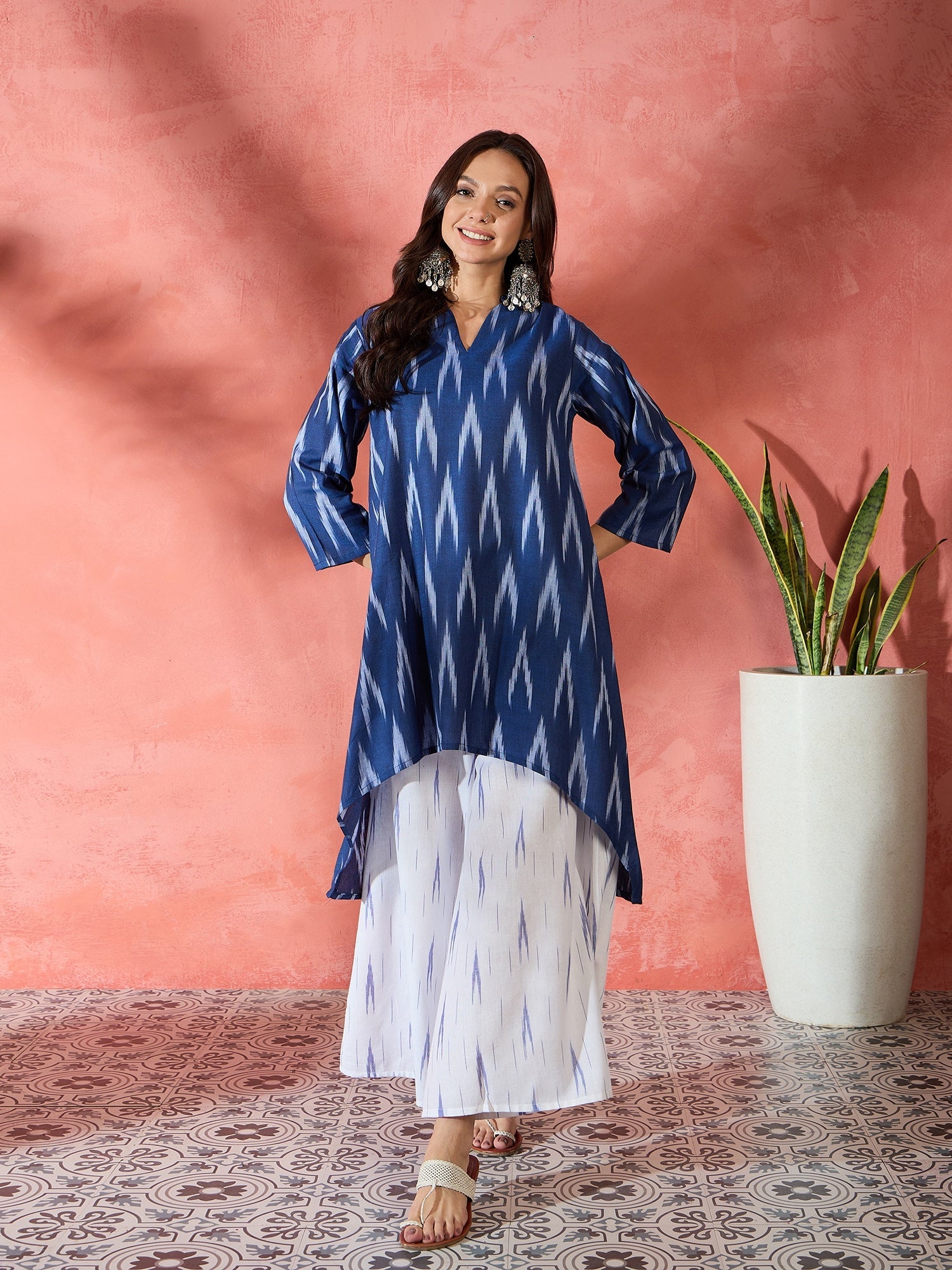 Women's Blue White Ikkat Manderian Neck High Low Kurta Set - InWeave