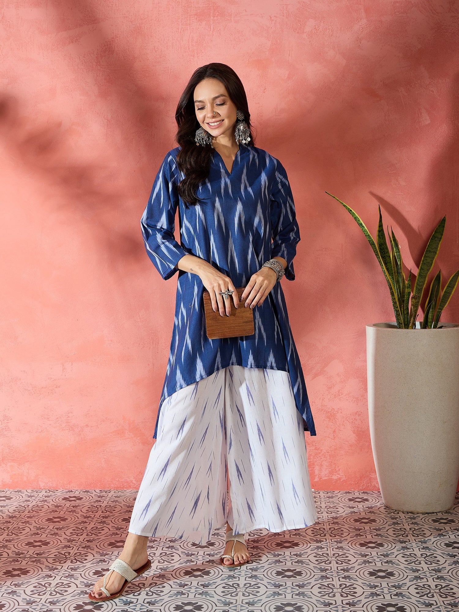 Women's Blue White Ikkat Manderian Neck High Low Kurta Set - InWeave