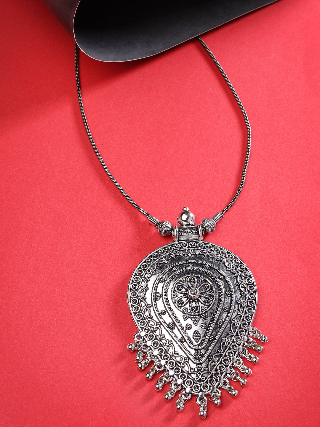 Women's Elegant Silver Oxidised Brass Necklace