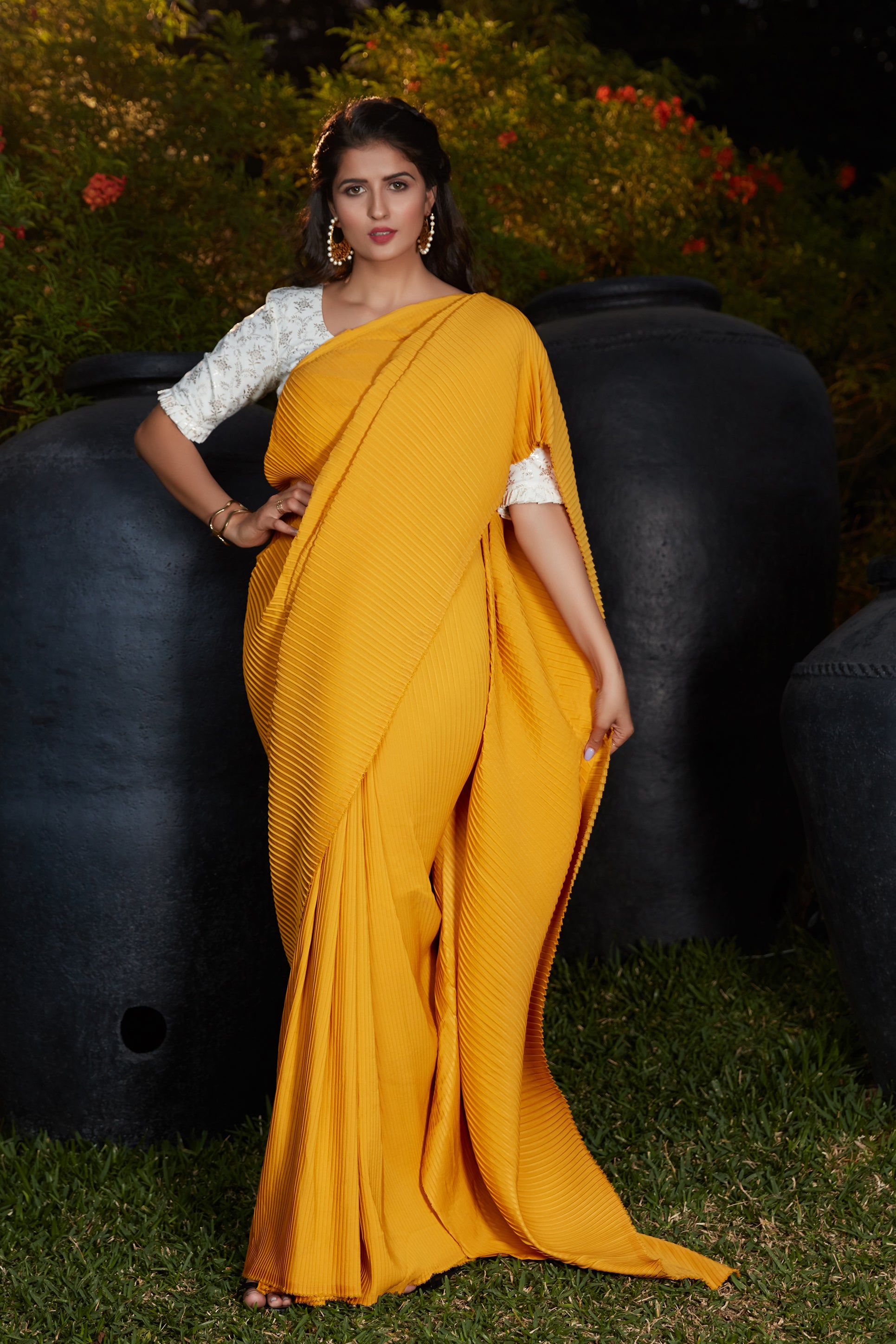 Women's Yellow Silk Plitting Saree - Shubhkala