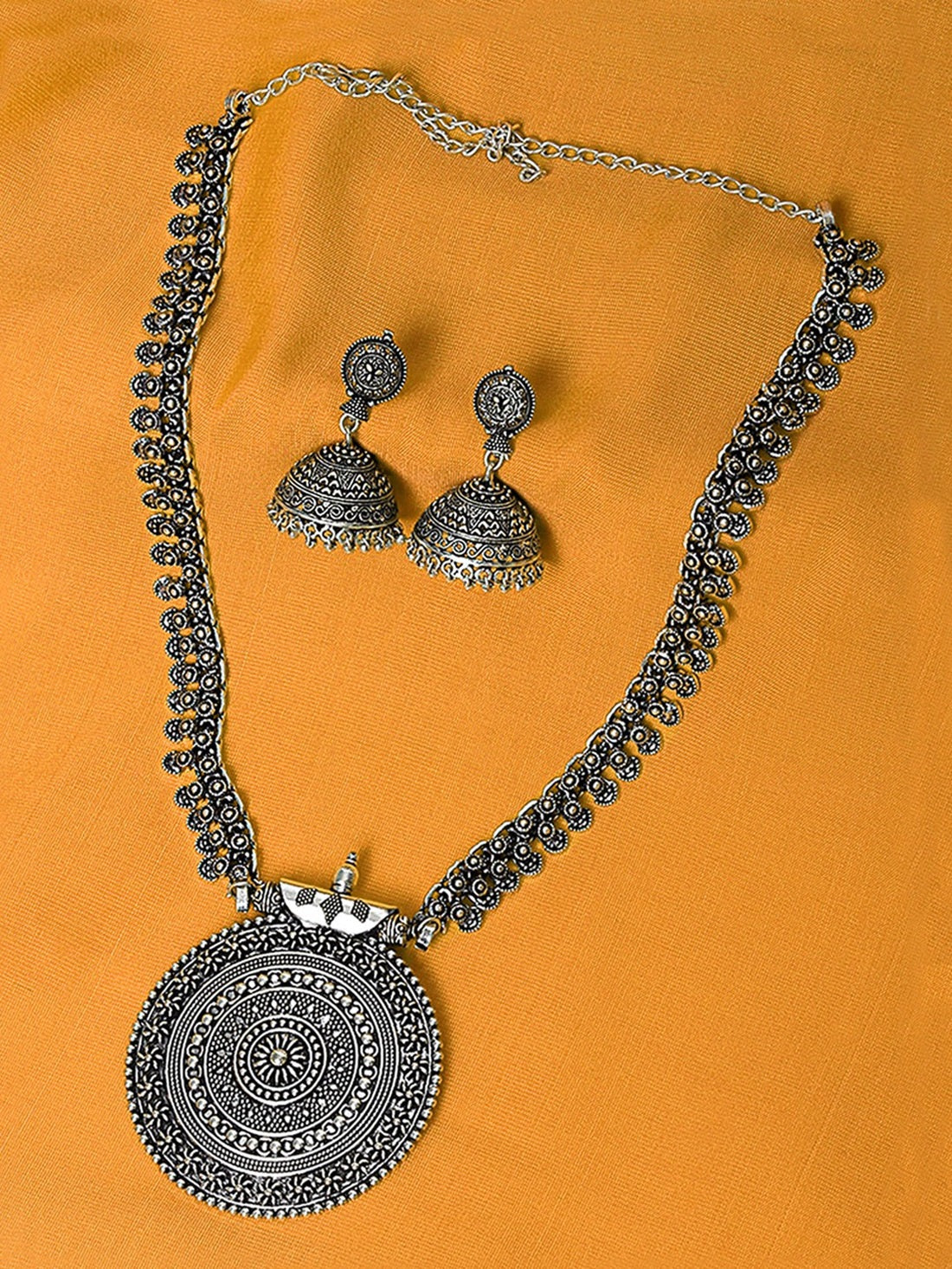 Color_Silver