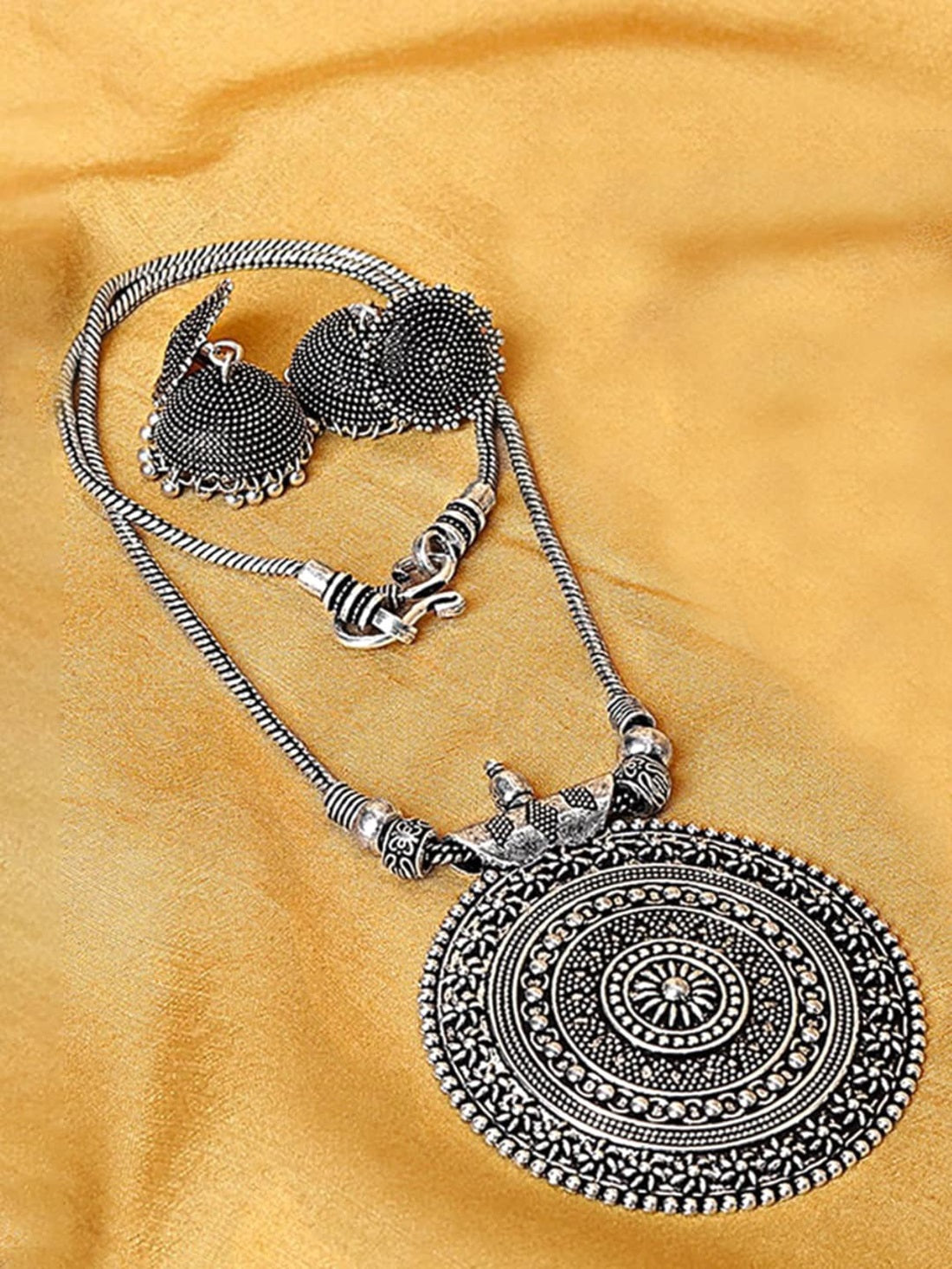 Color_Silver